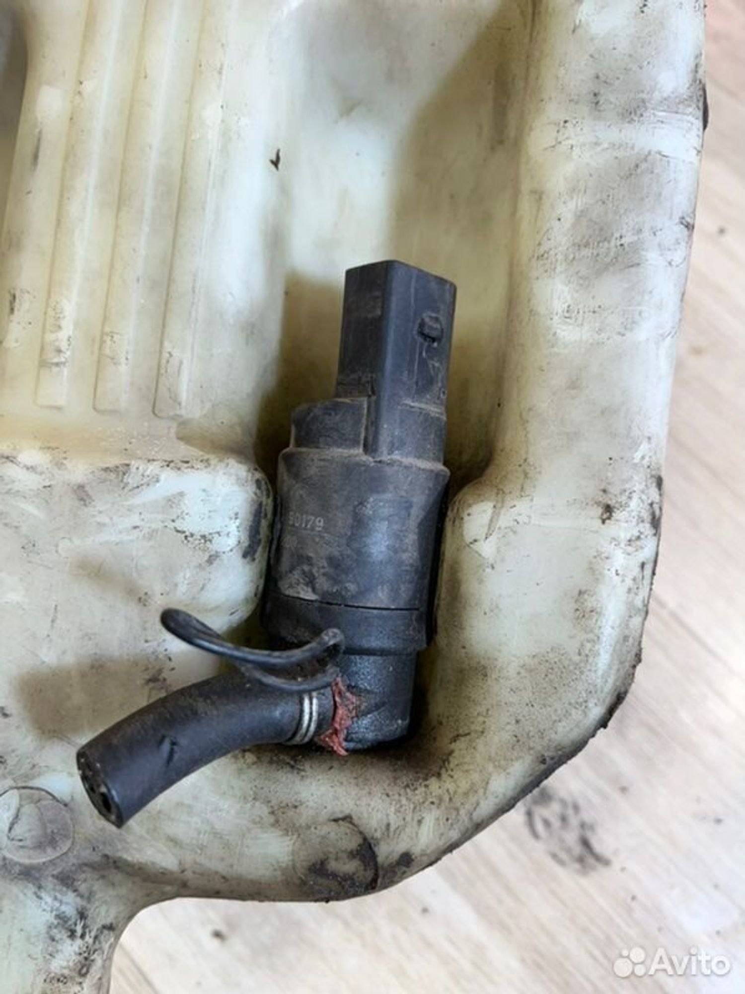 Бачок омывателя Mercedes E240 W210 M112911 1998, 1000 рублей, Семиозерка