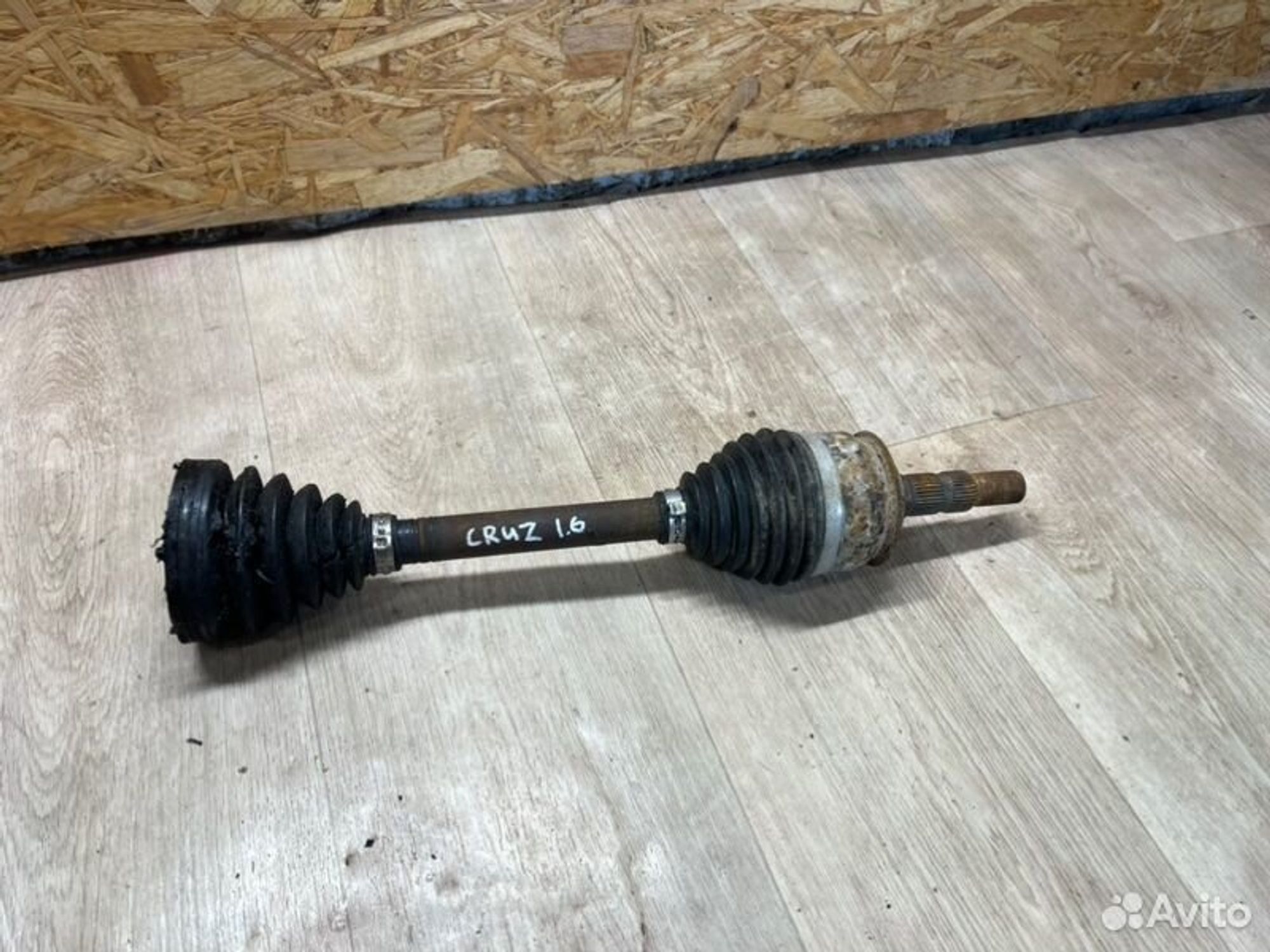Привод левый Chevrolet Cruz J300 F16D3 2011, 2000 рублей, Семиозерка