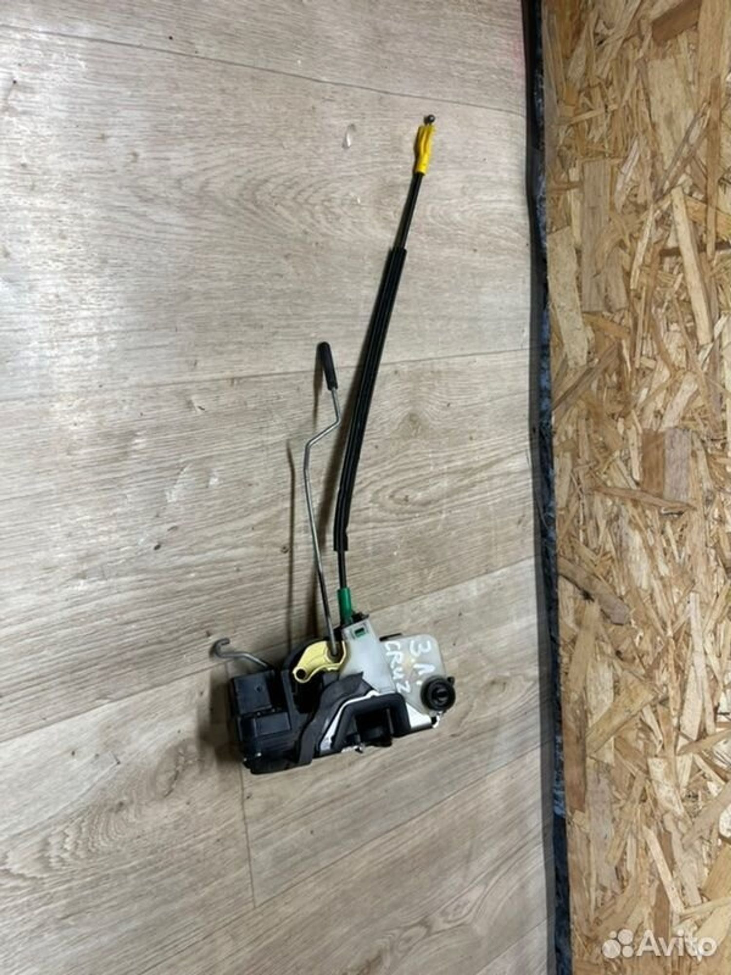 Замок боковой двери задний левый Chevrolet Cruz, 1000 рублей, Семиозерка