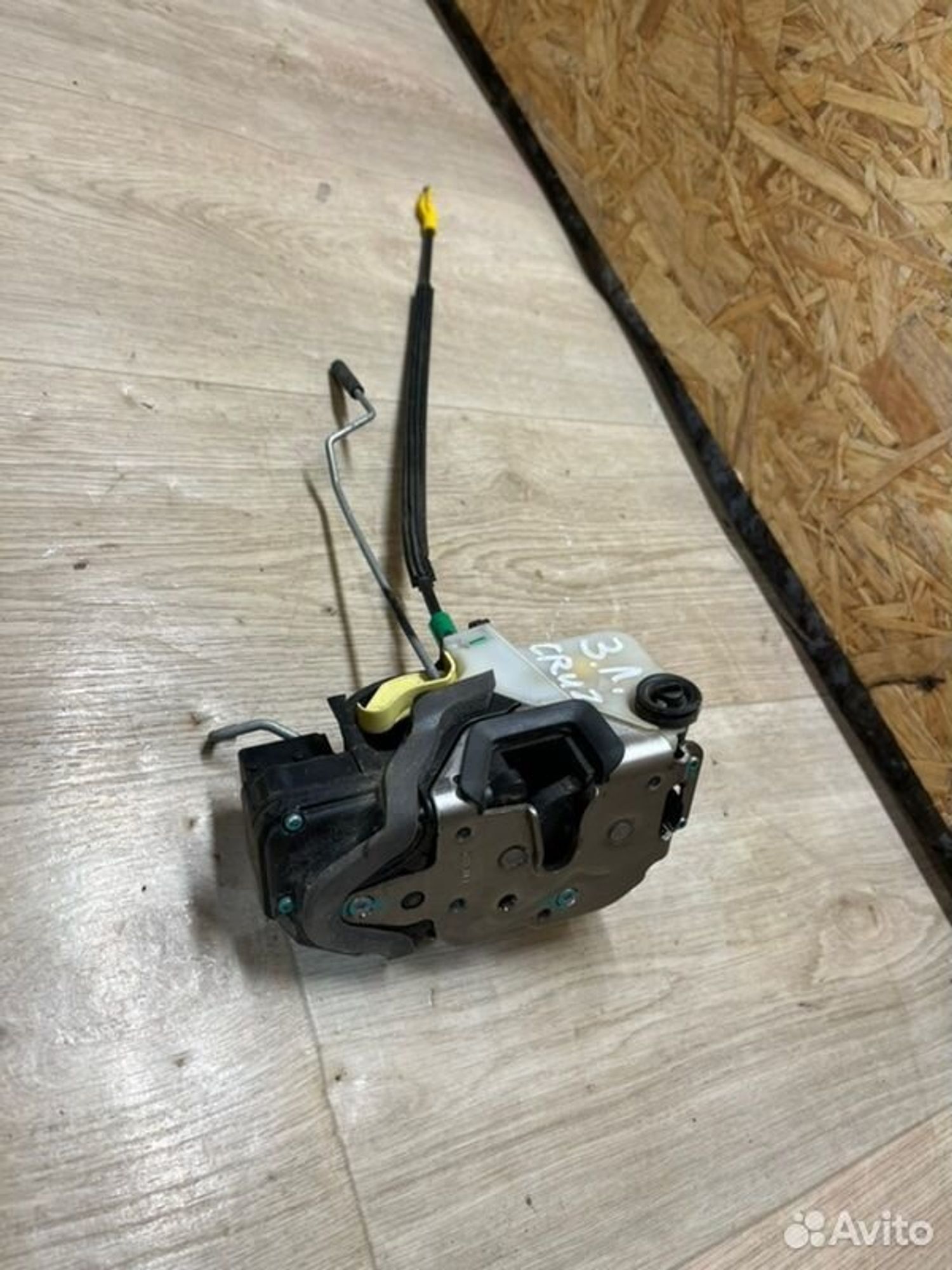 Замок боковой двери задний левый Chevrolet Cruz, 1000 рублей, Семиозерка