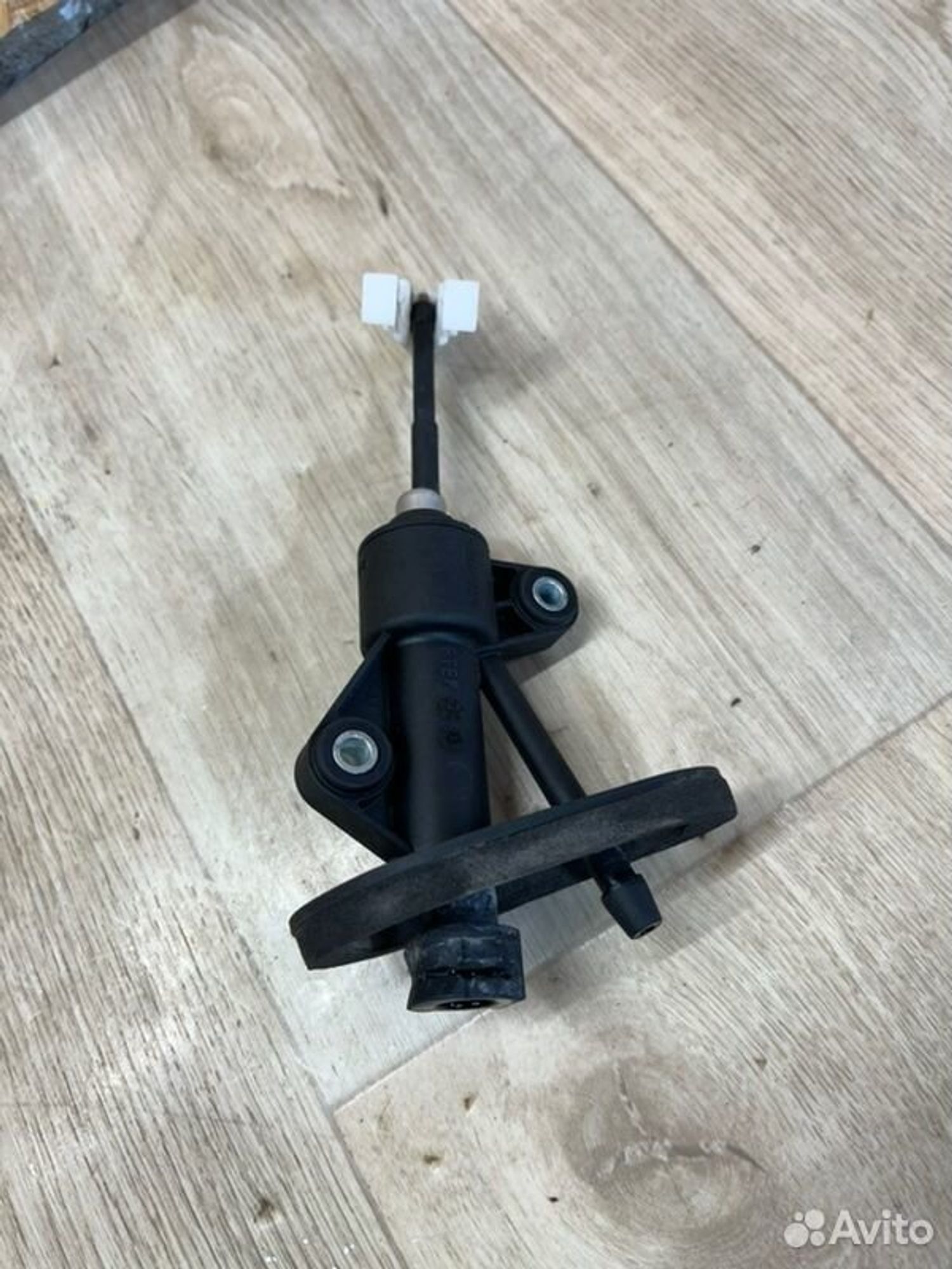 Главный цилиндр сцепления Chevrolet Cobalt B15D2, 2000 рублей, Семиозерка