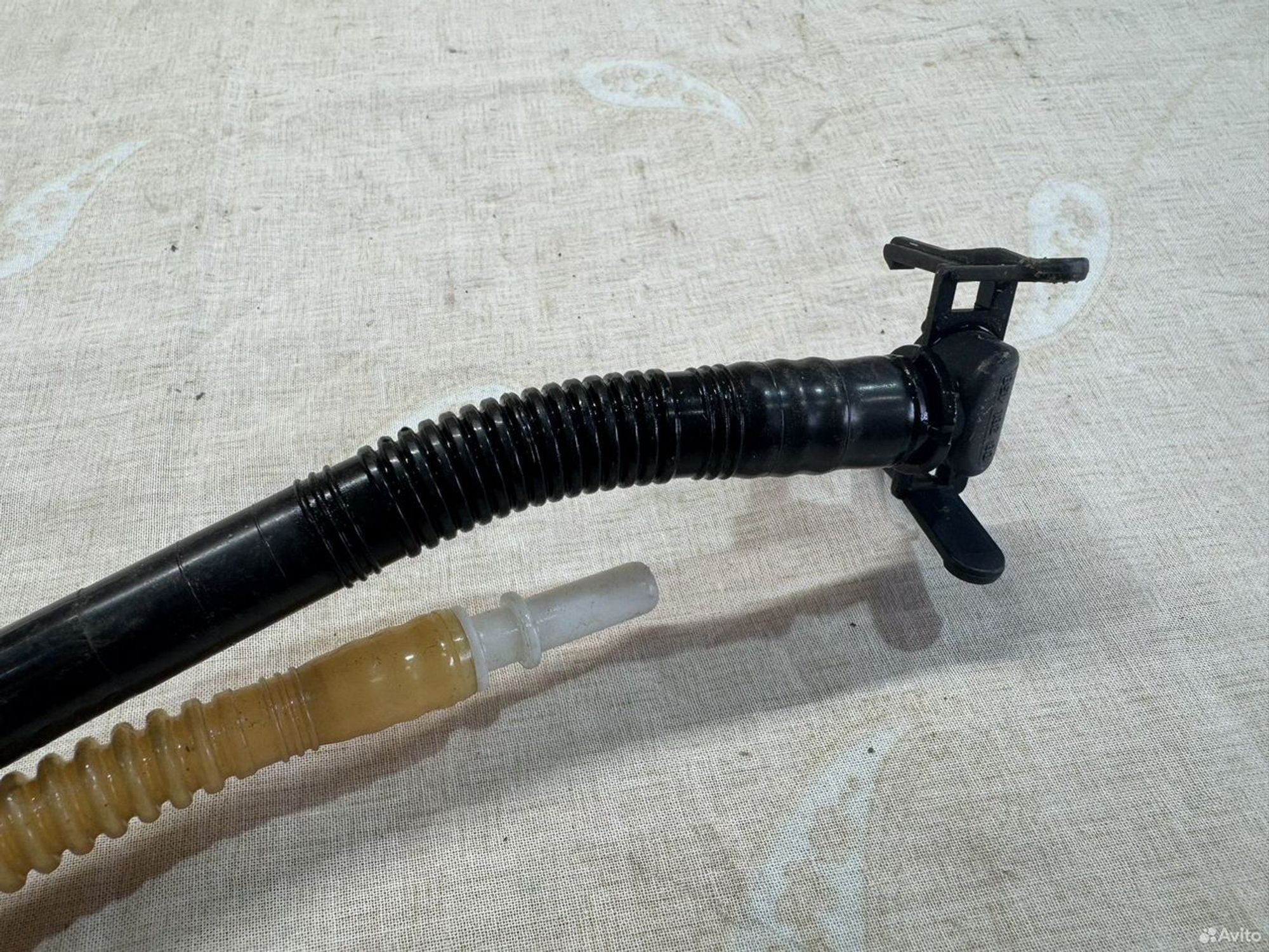 Трубка топливная Audi A4 B7, 1200 рублей, Семиозерка