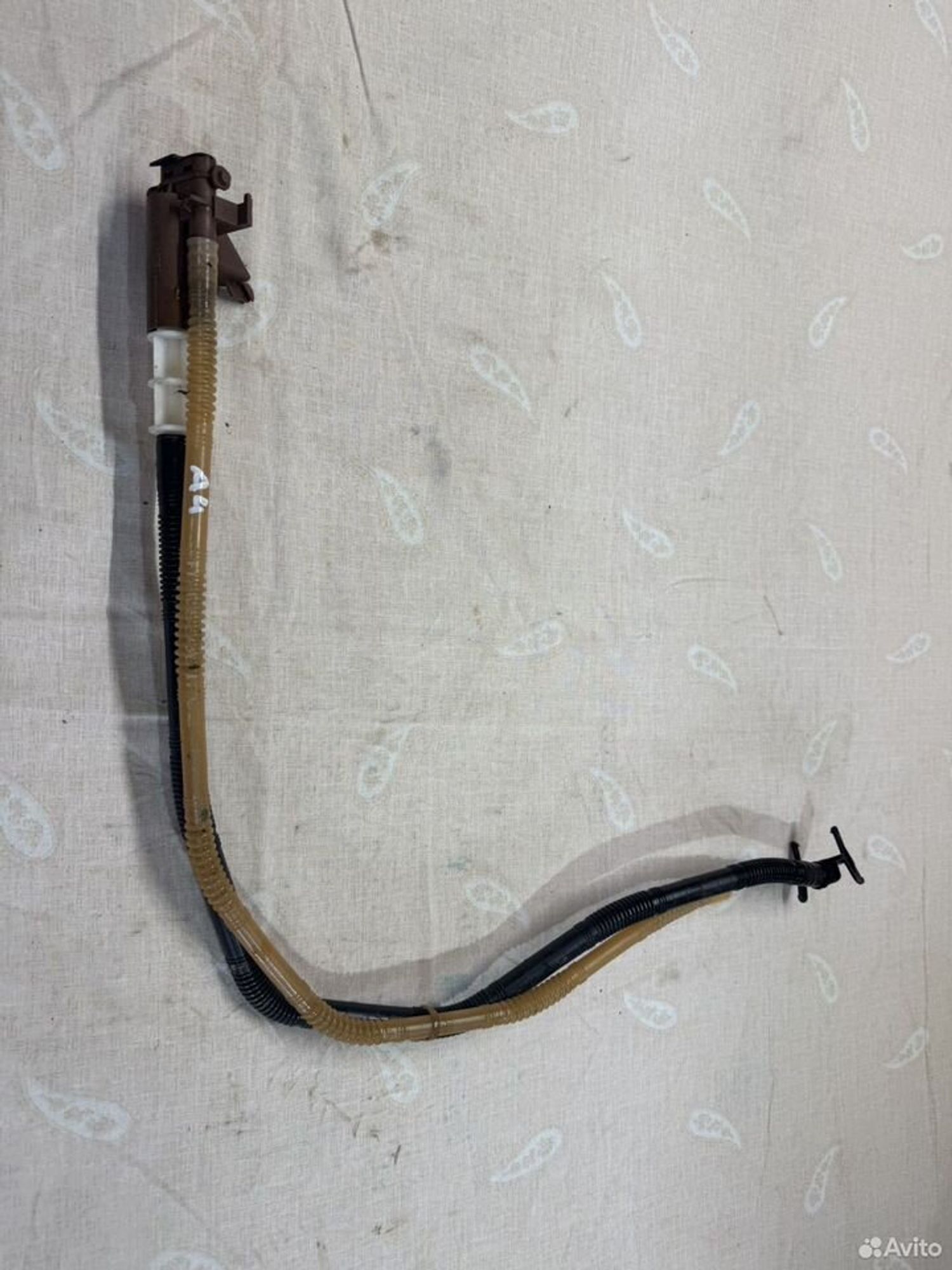 Трубка топливная Audi A4 B7, 1200 рублей, Семиозерка