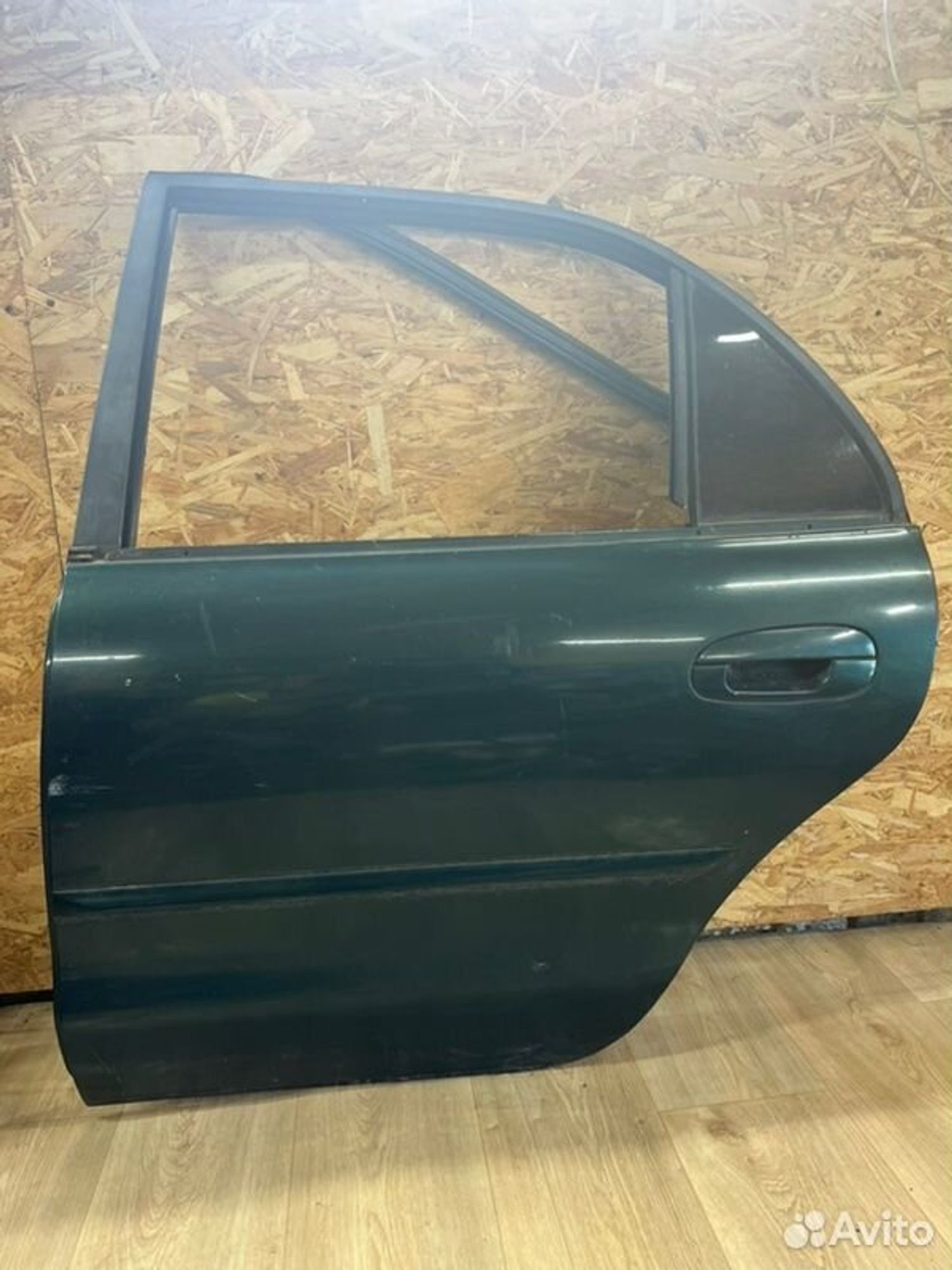 Дверь боковая задняя левая Mitsubishi Galant E54A, 3500 рублей, Семиозерка