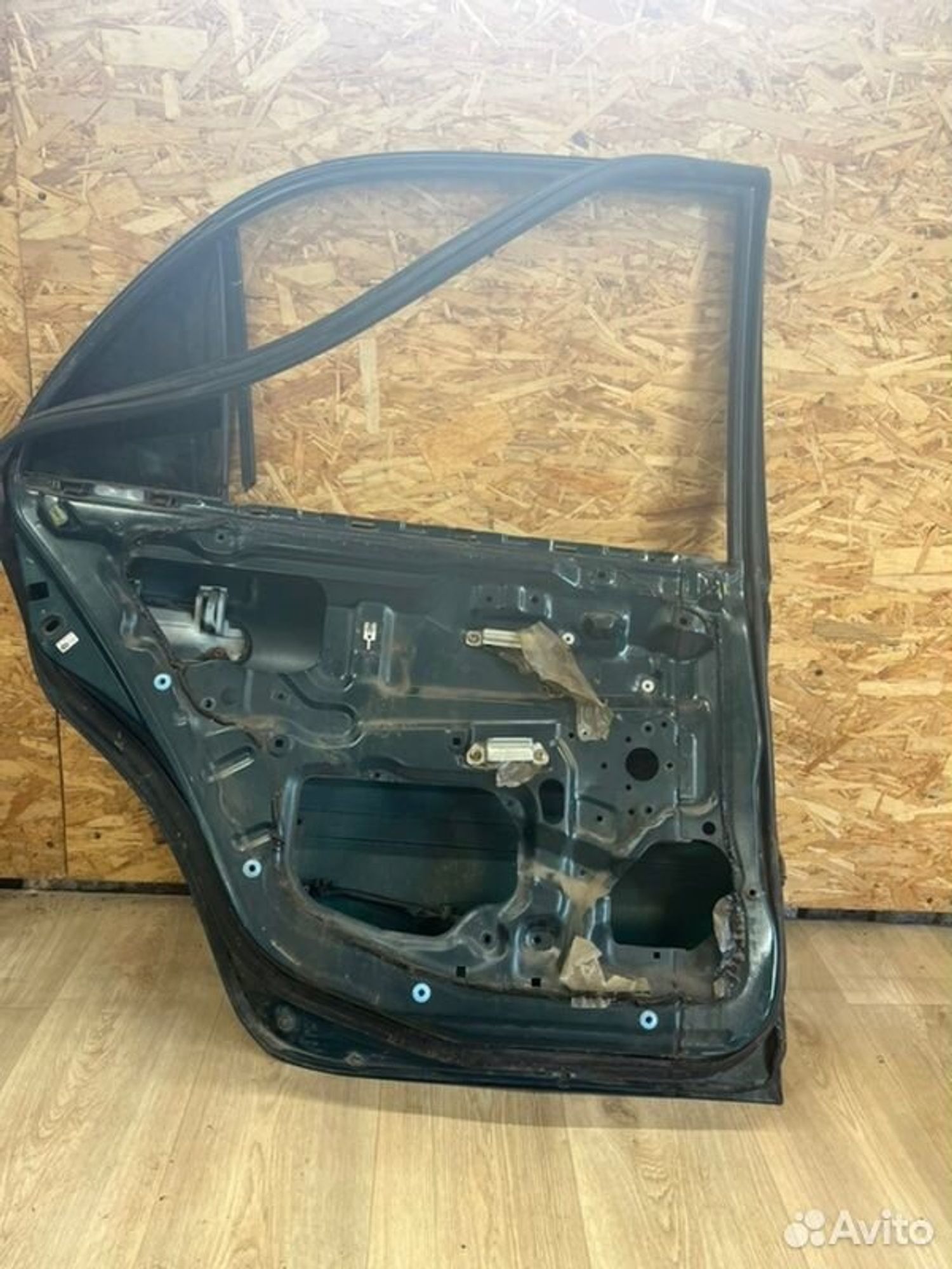 Дверь боковая задняя левая Mitsubishi Galant E54A, 3500 рублей, Семиозерка