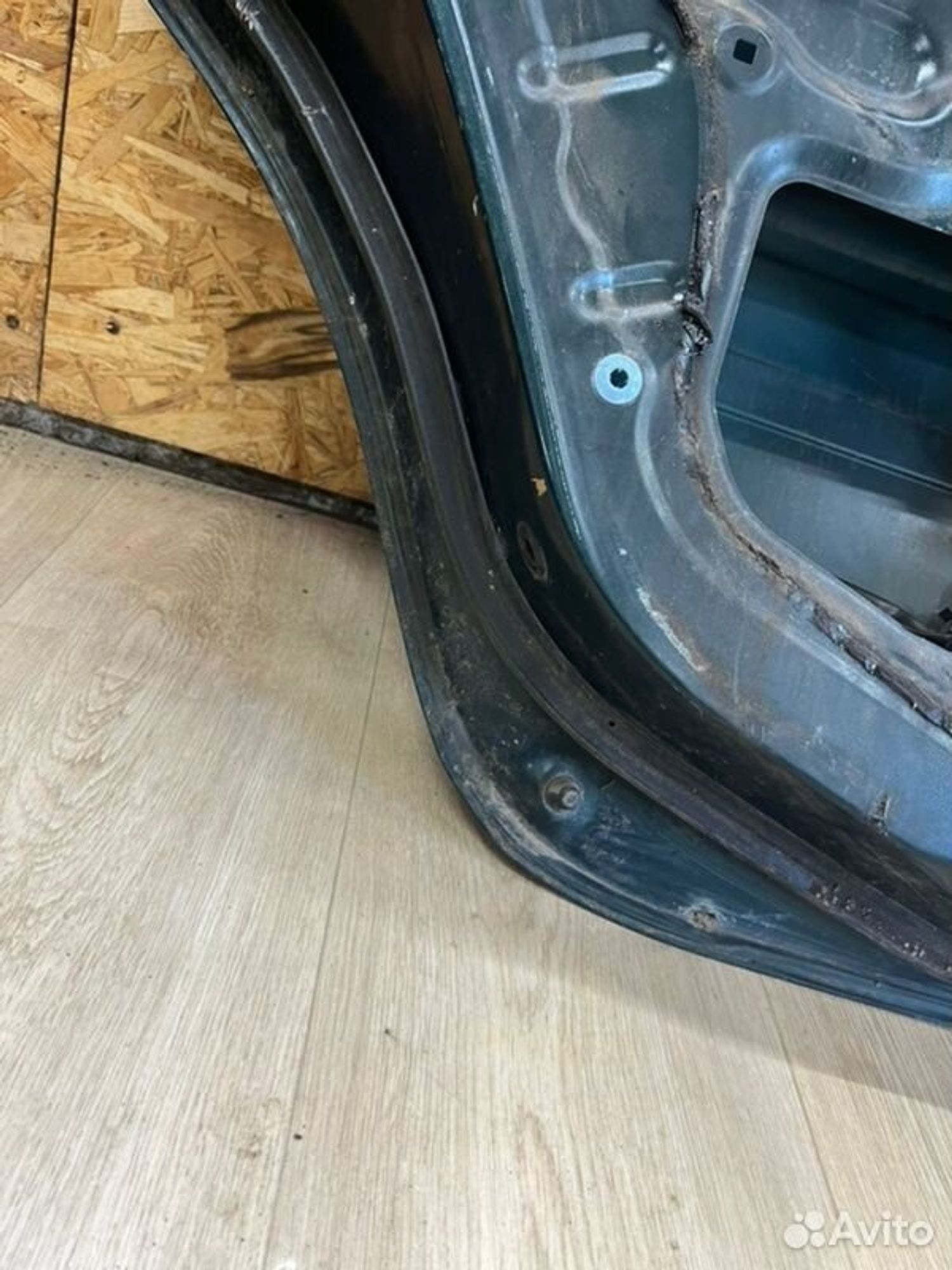 Дверь боковая задняя левая Mitsubishi Galant E54A, 3500 рублей, Семиозерка