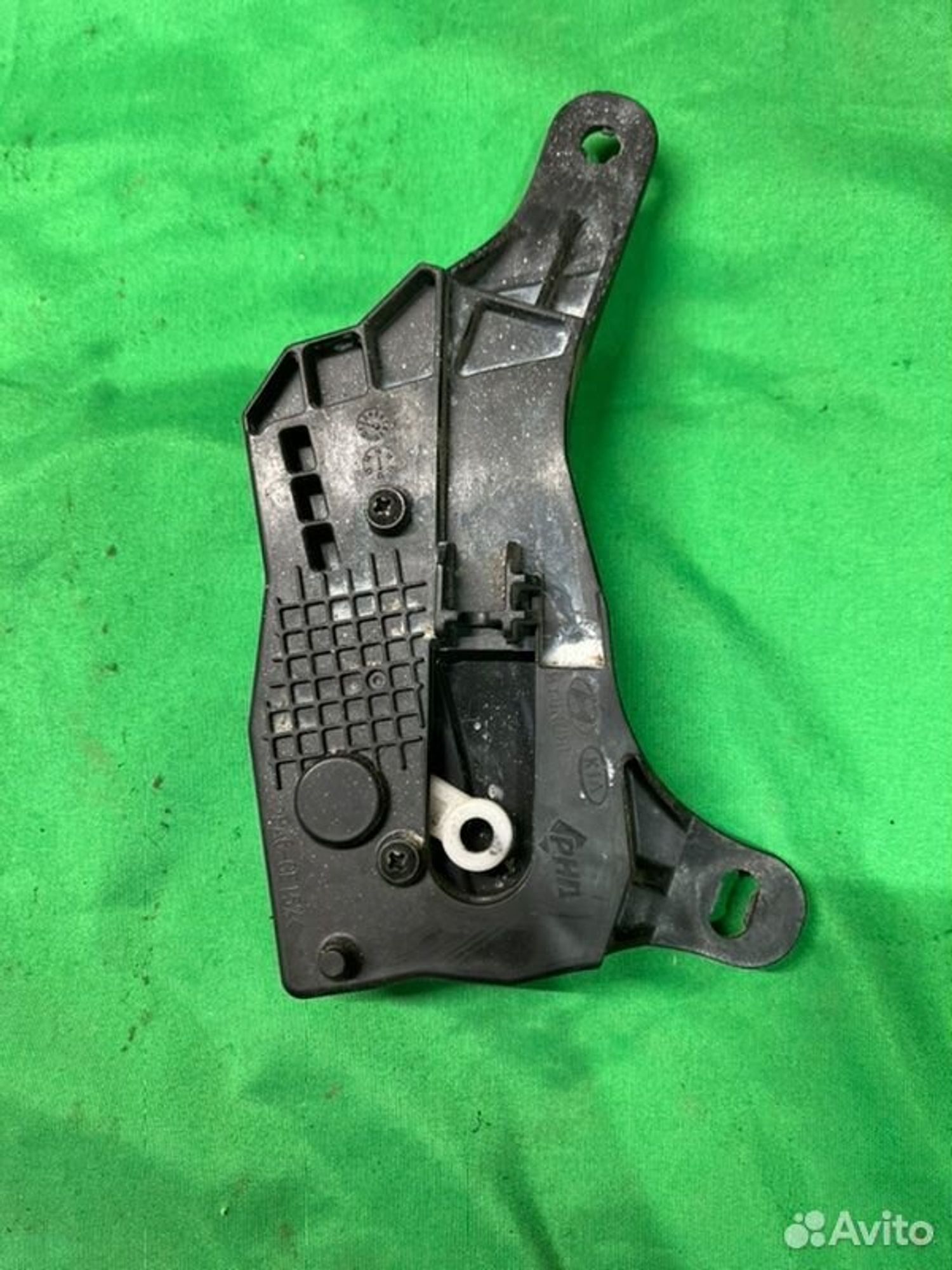 Активатор лючка бензобака Kia Ceed JD G4FG 2013, 1000 рублей, Семиозерка