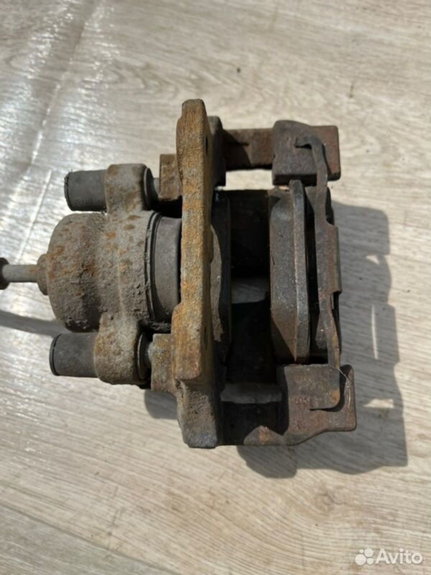 Суппорт тормозной задний левый Bmw 1 E87 M47D20, 2000 рублей, Семиозерка