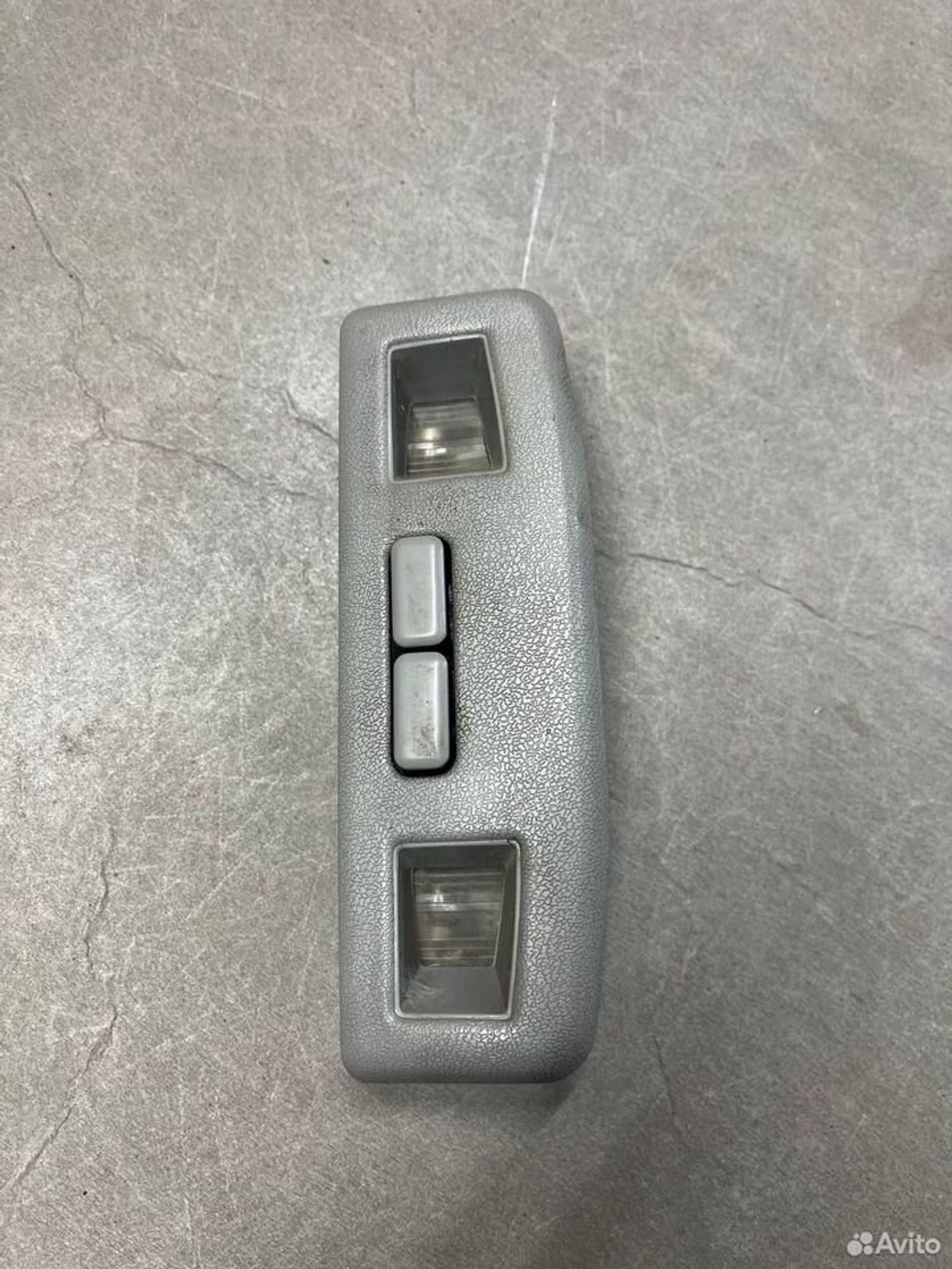 Плафон освещения салона Mitsubishi Pajero 2, 1000 рублей, Семиозерка