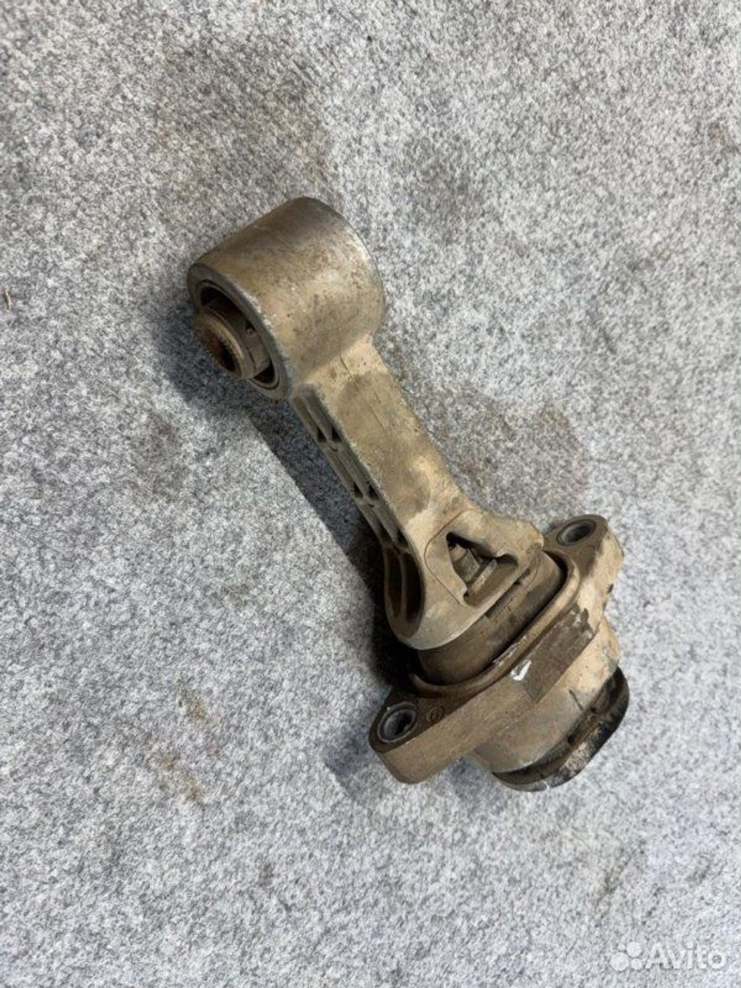 Подушка двигателя Hyundai Solaris G4FC 2013, 1100 рублей, Семиозерка