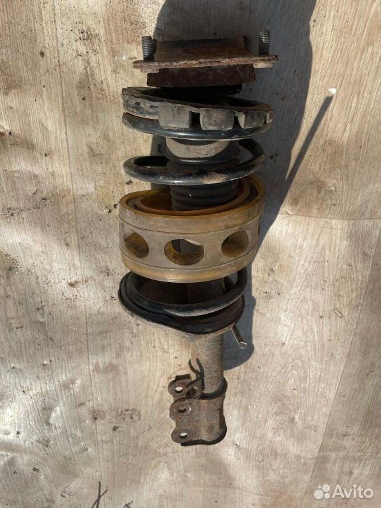 Стойка подвески передняя правая Kia Spectra SD S6D, 3000 рублей, Семиозерка