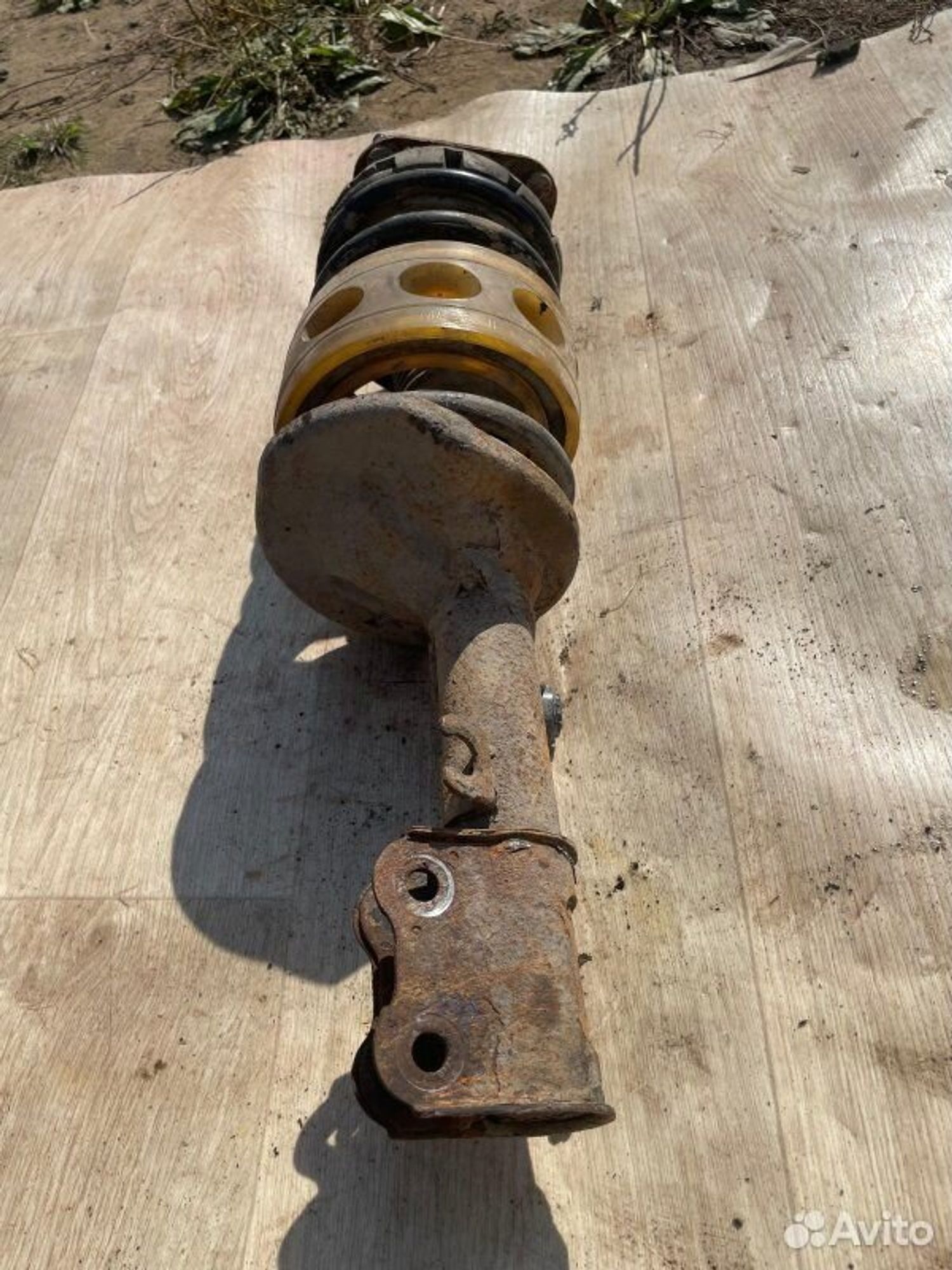 Стойка подвески передняя правая Kia Spectra SD S6D, 3000 рублей, Семиозерка