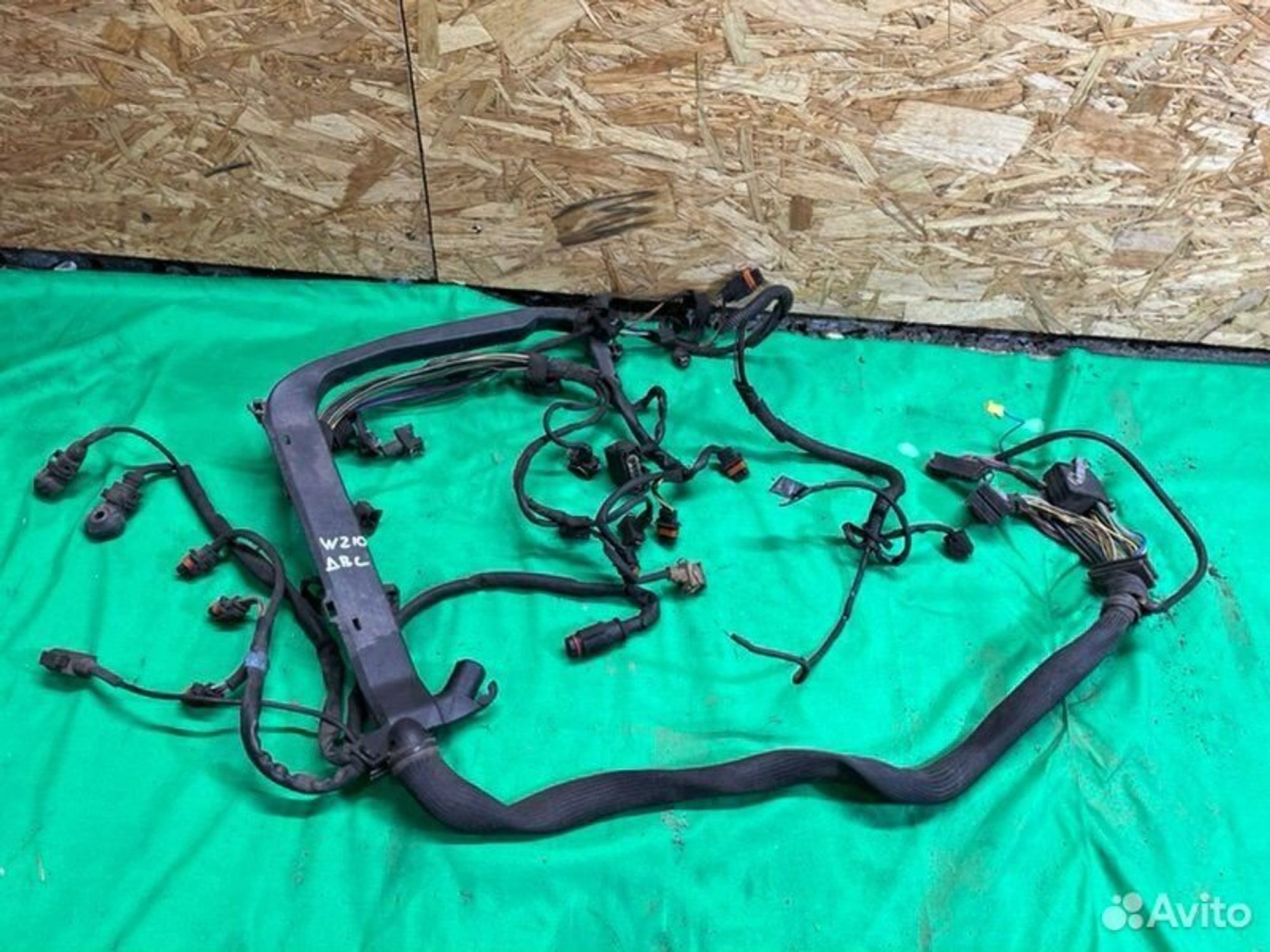 Проводка двс Mercedes E240 W210 M112911 1998, 2000 рублей, Семиозерка