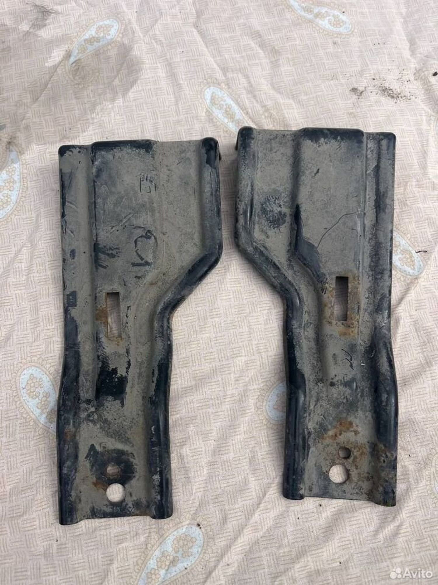 Крепление решетки радиатора Hyundai Solaris 1, 1100 рублей, Семиозерка