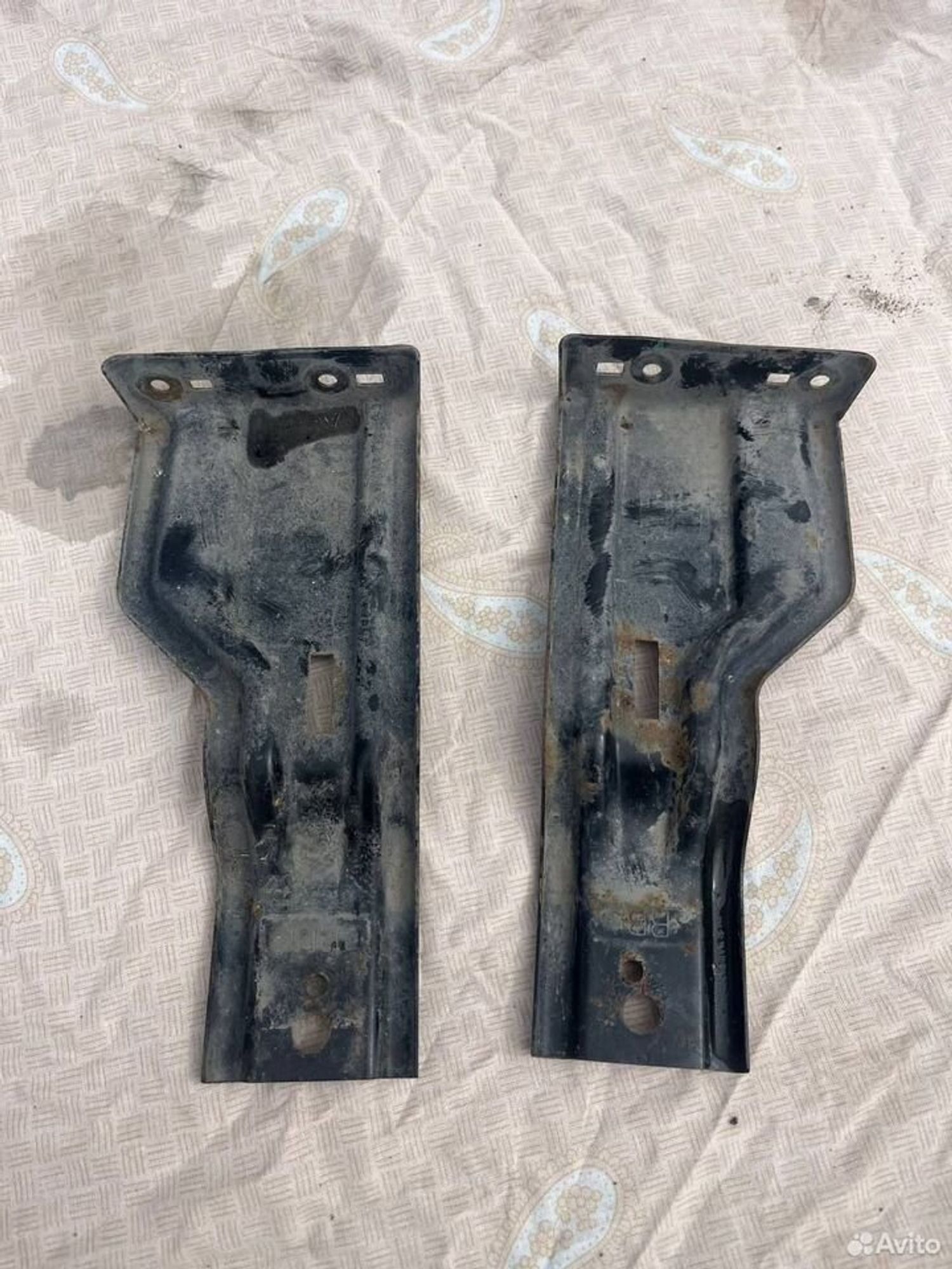 Крепление решетки радиатора Hyundai Solaris 1, 1100 рублей, Семиозерка