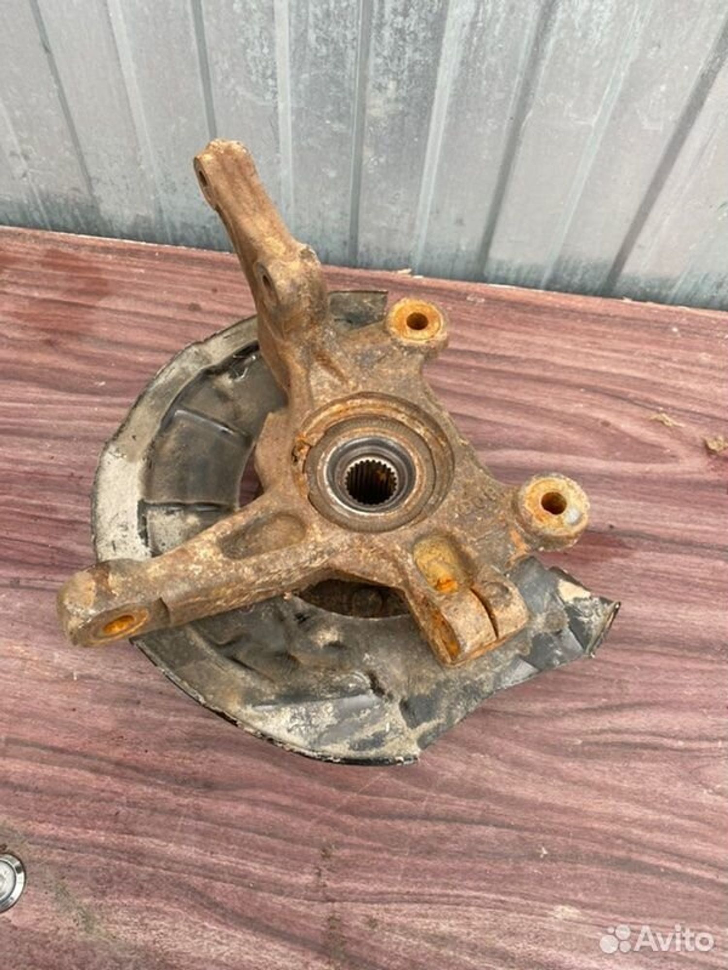 Ступица передняя левая Chevrolet Aveo T300 F16D4, 3100 рублей, Семиозерка