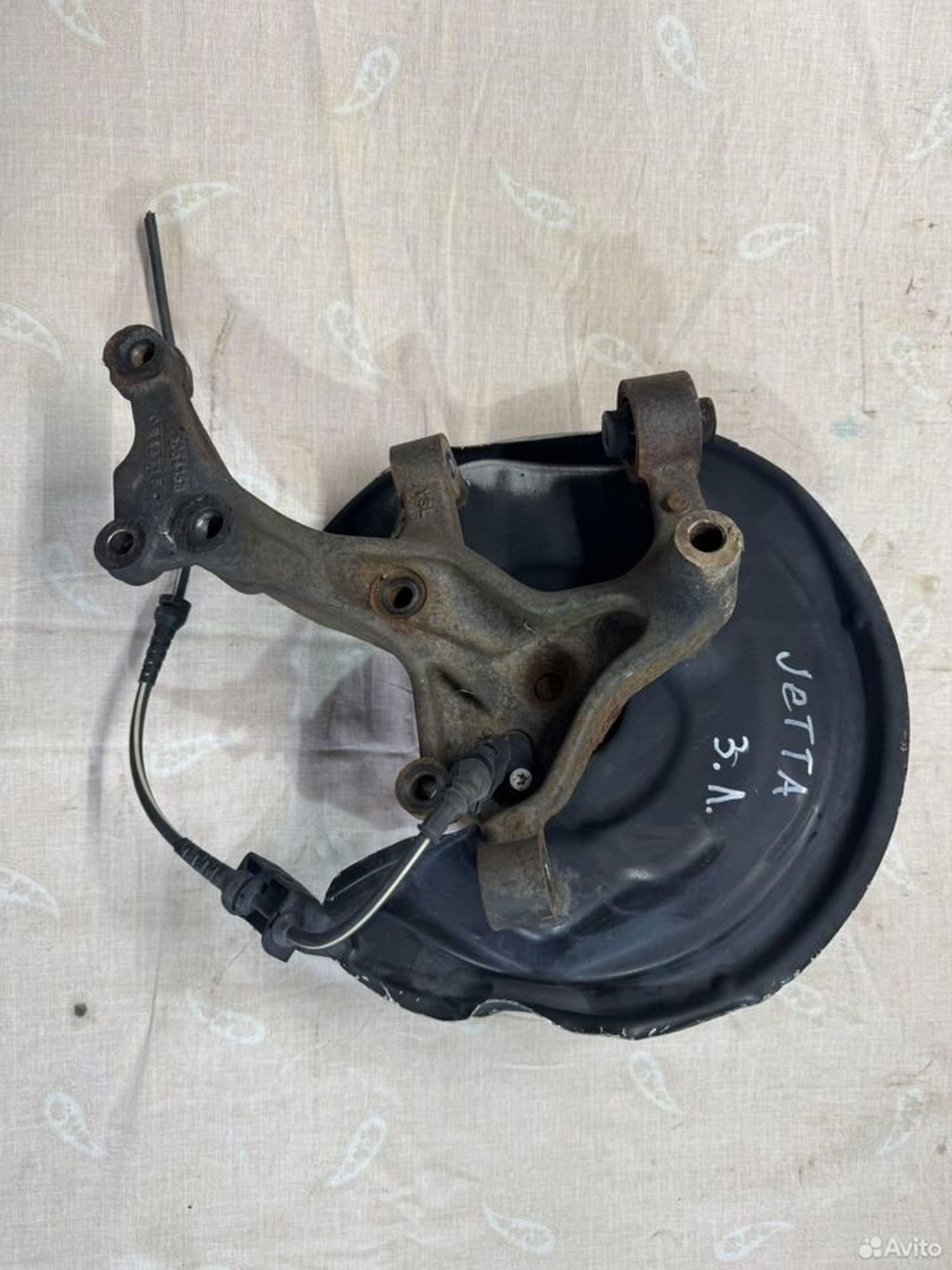 Кулак поворотный задний левый Jetta 6, 5500 рублей, Семиозерка