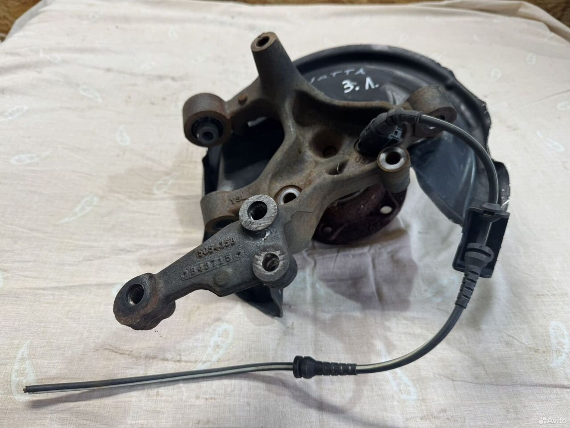 Кулак поворотный задний левый Jetta 6, 5500 рублей, Семиозерка