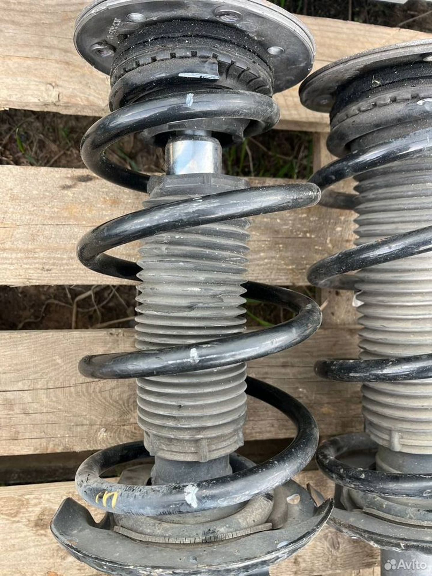 Стойка передняя Land Rover Range Rover, 8000 рублей, Семиозерка