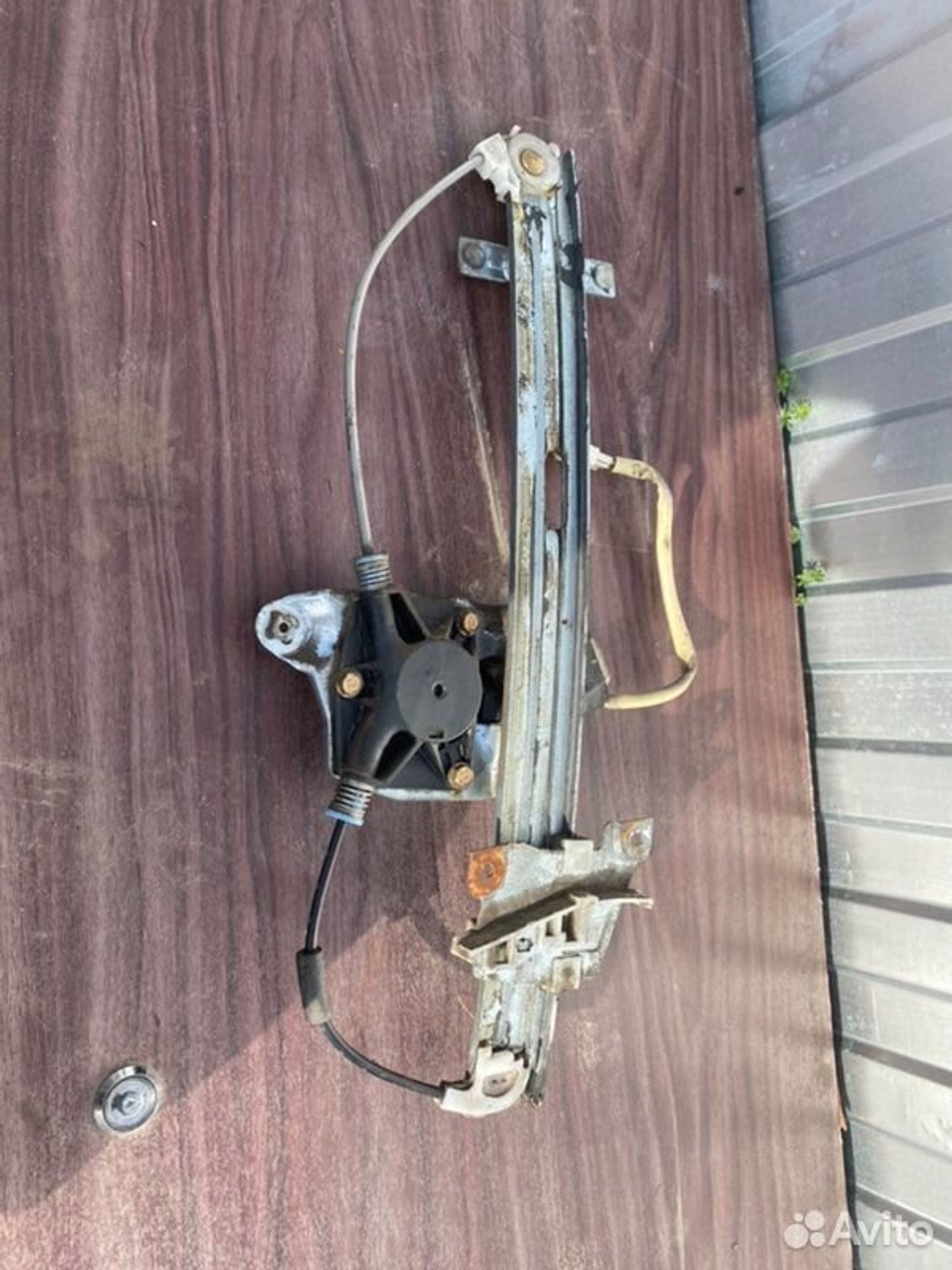 Мотор стеклоподъемника передний левый Mazda, 2000 рублей, Семиозерка