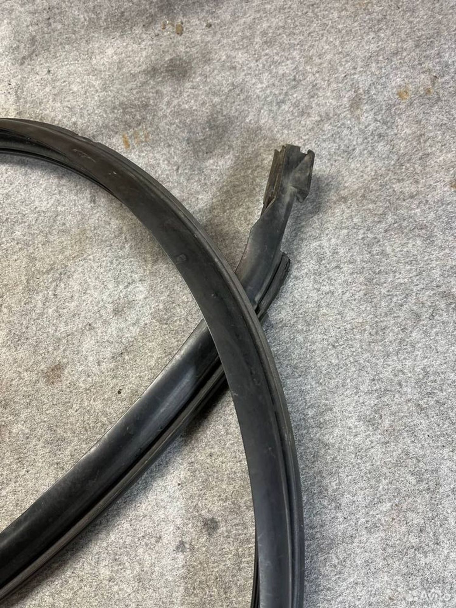 Уплотнительная резинка двери стекла BMW E53, 1500 рублей, Семиозерка