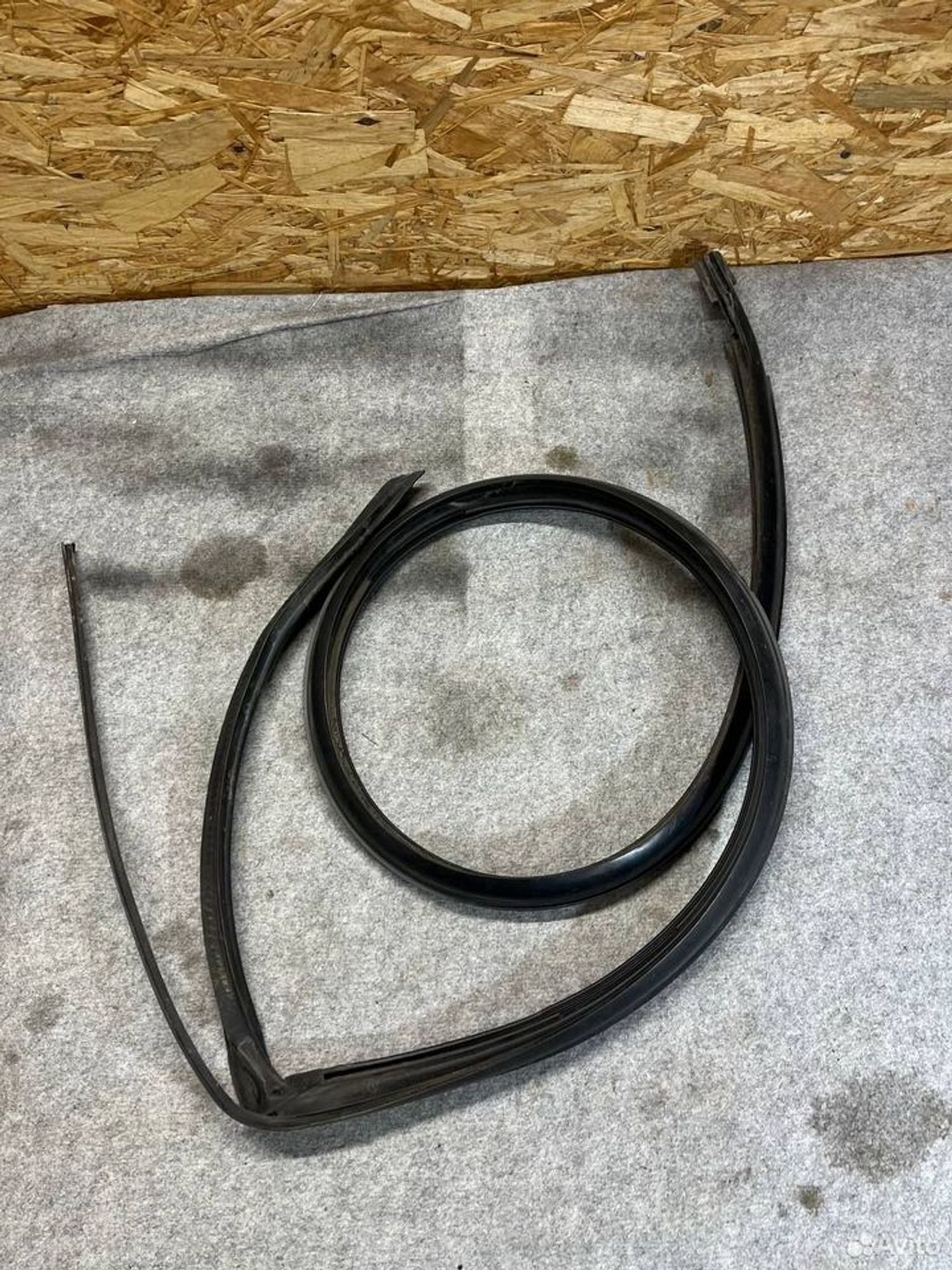 Уплотнительная резинка двери стекла BMW E53, 1500 рублей, Семиозерка