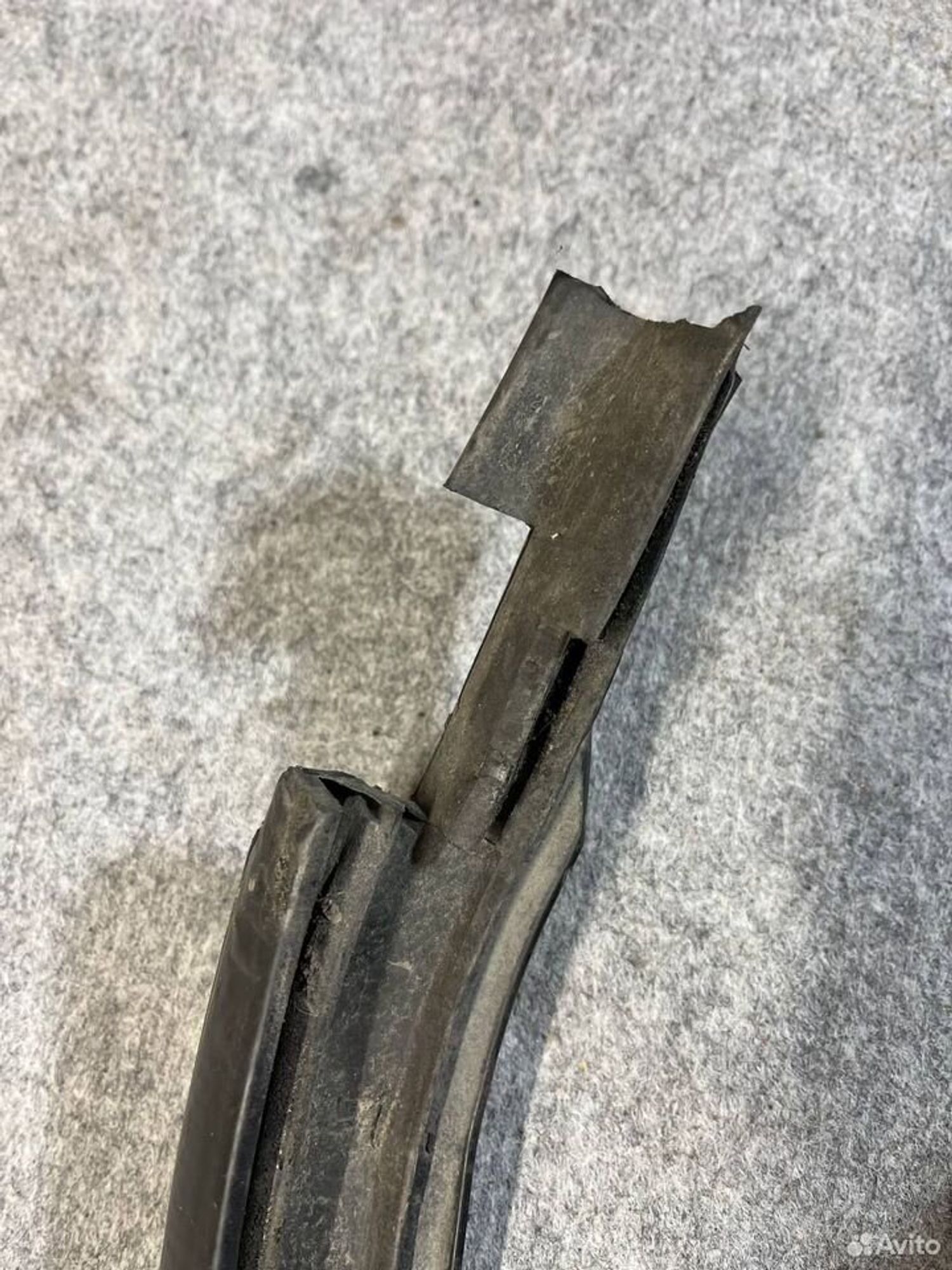 Уплотнительная резинка двери стекла BMW E53, 1500 рублей, Семиозерка