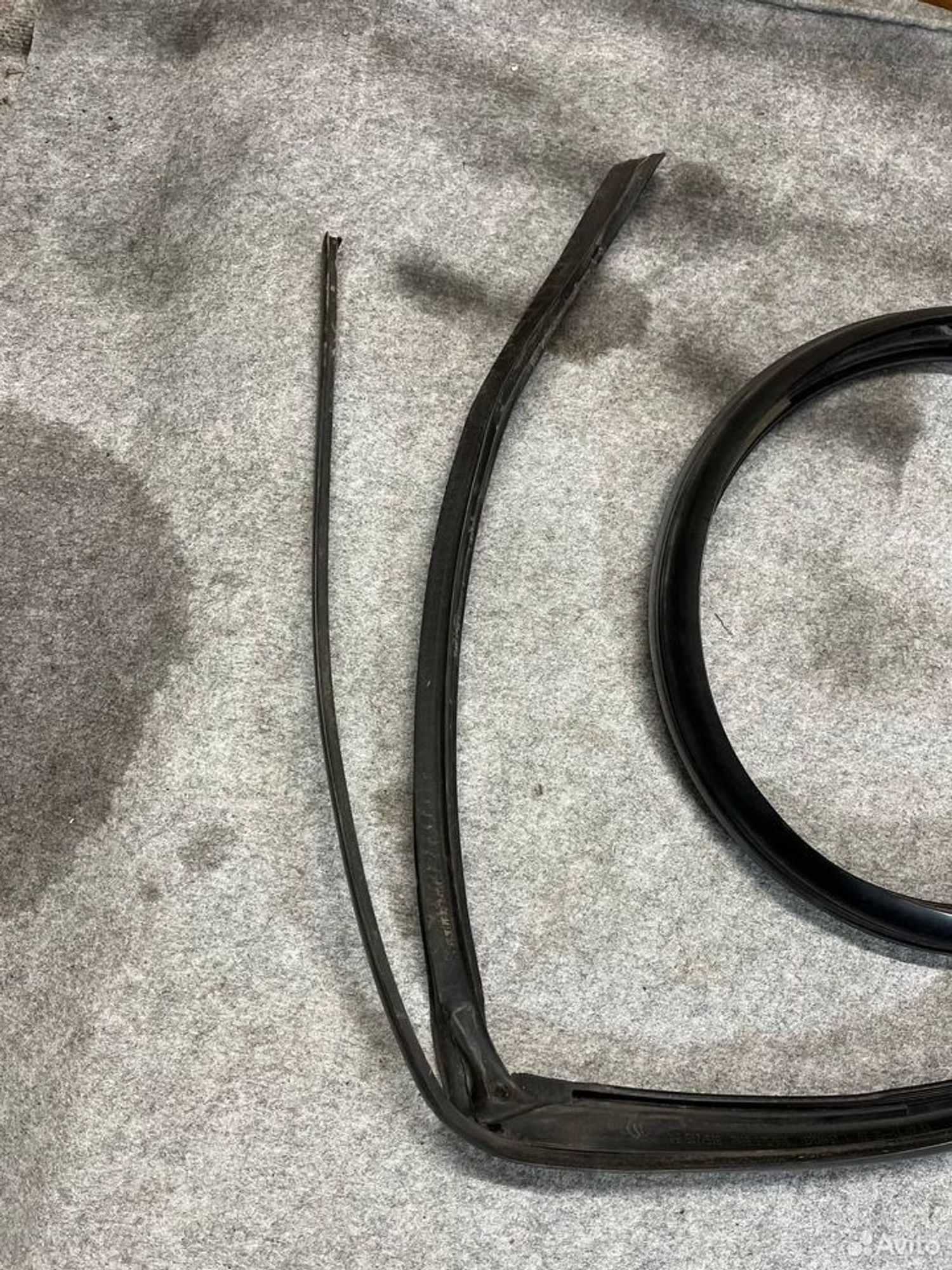 Уплотнительная резинка двери стекла BMW E53, 1500 рублей, Семиозерка