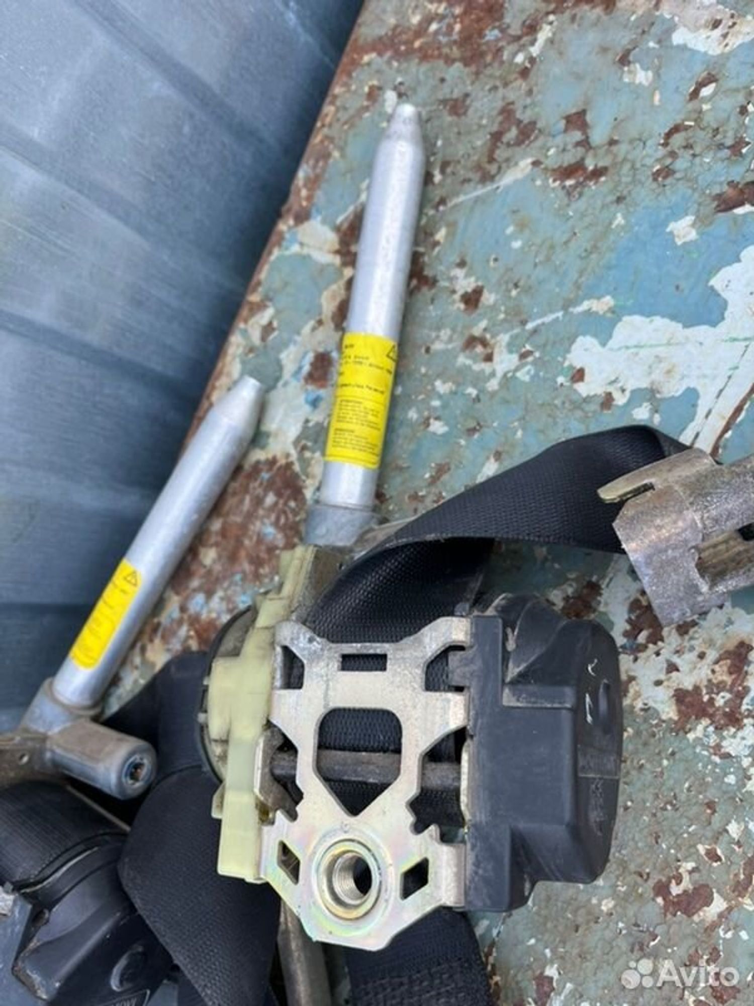 Ремень безопасности передний Mercedes E240 W210, 2000 рублей, Семиозерка