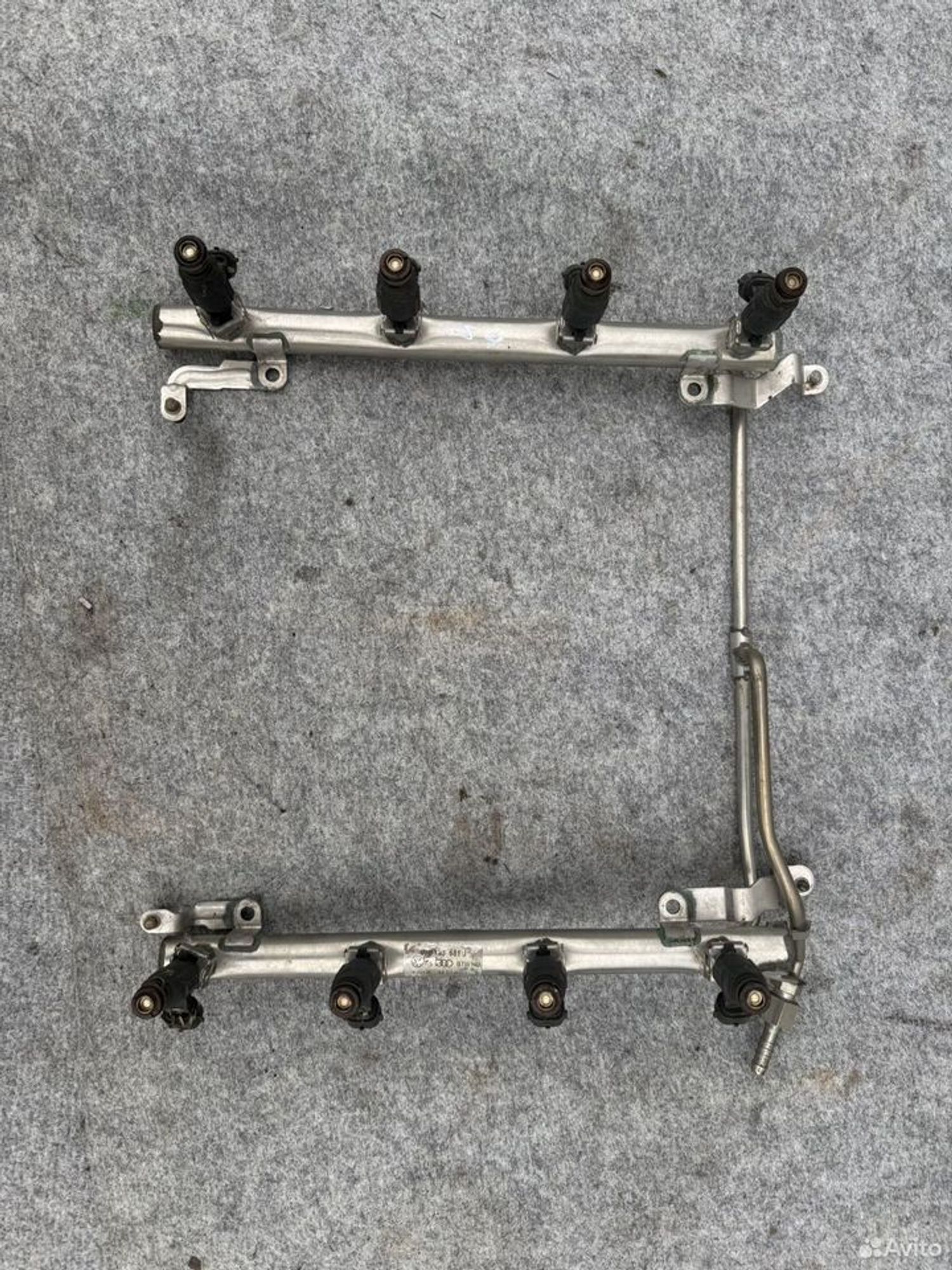 Топливная рампа с форсунками Audi s4, 9000 рублей, Семиозерка