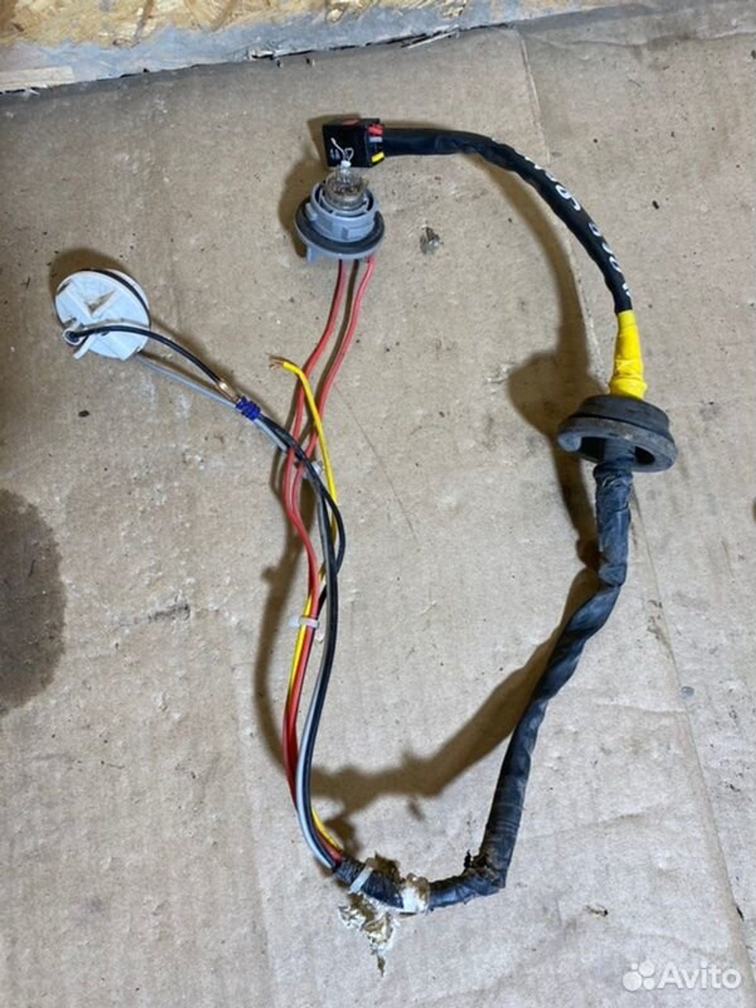 Проводка фары Chevrolet Aveo T300 F16D4 2012, 1000 рублей, Семиозерка