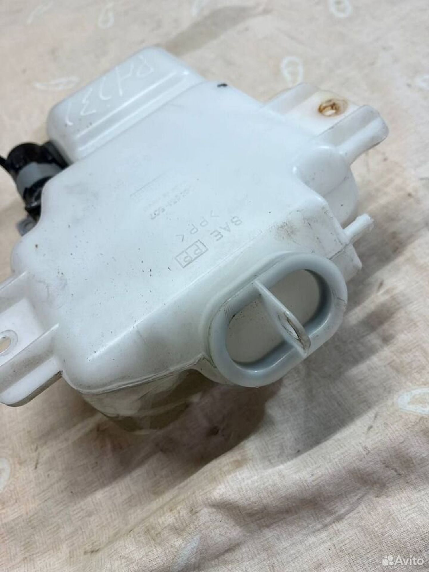 Бачок омывателя Pajero 3, 1000 рублей, Семиозерка