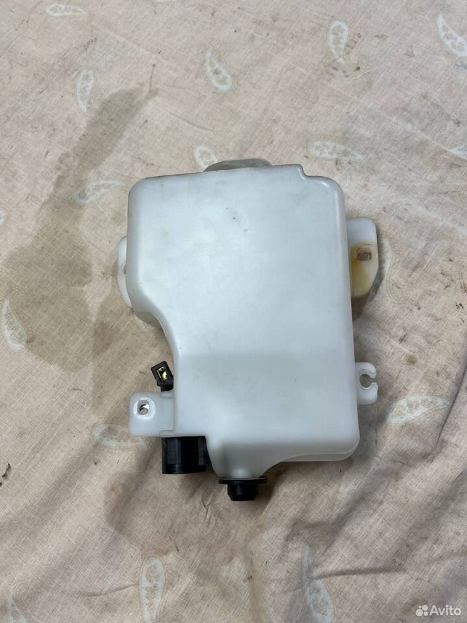 Бачок омывателя Pajero 3, 1000 рублей, Семиозерка