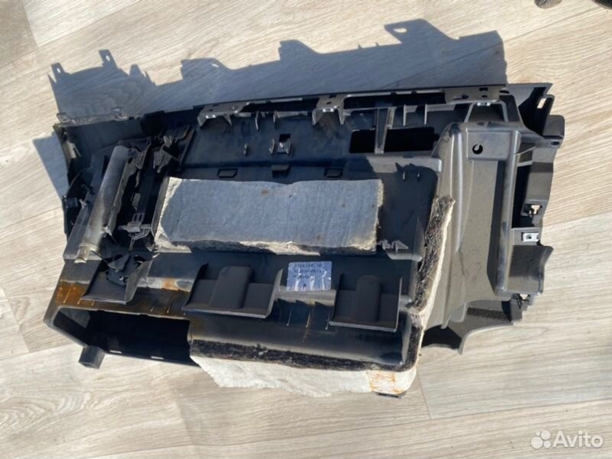 Бардачок Bmw 1 E87 M47D20 2006, 1500 рублей, Семиозерка