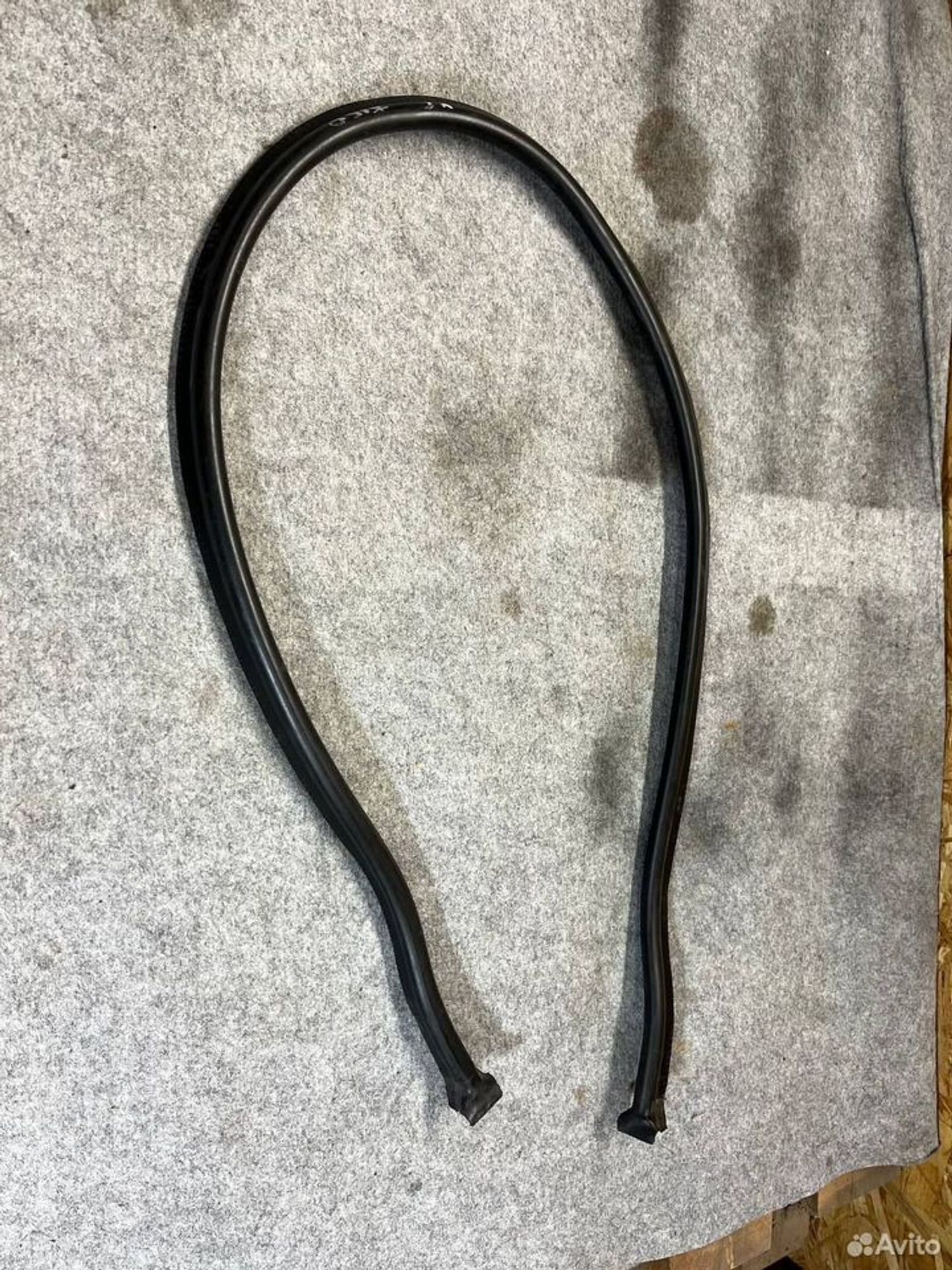 Резинка на жабо BMW E53, 1200 рублей, Семиозерка