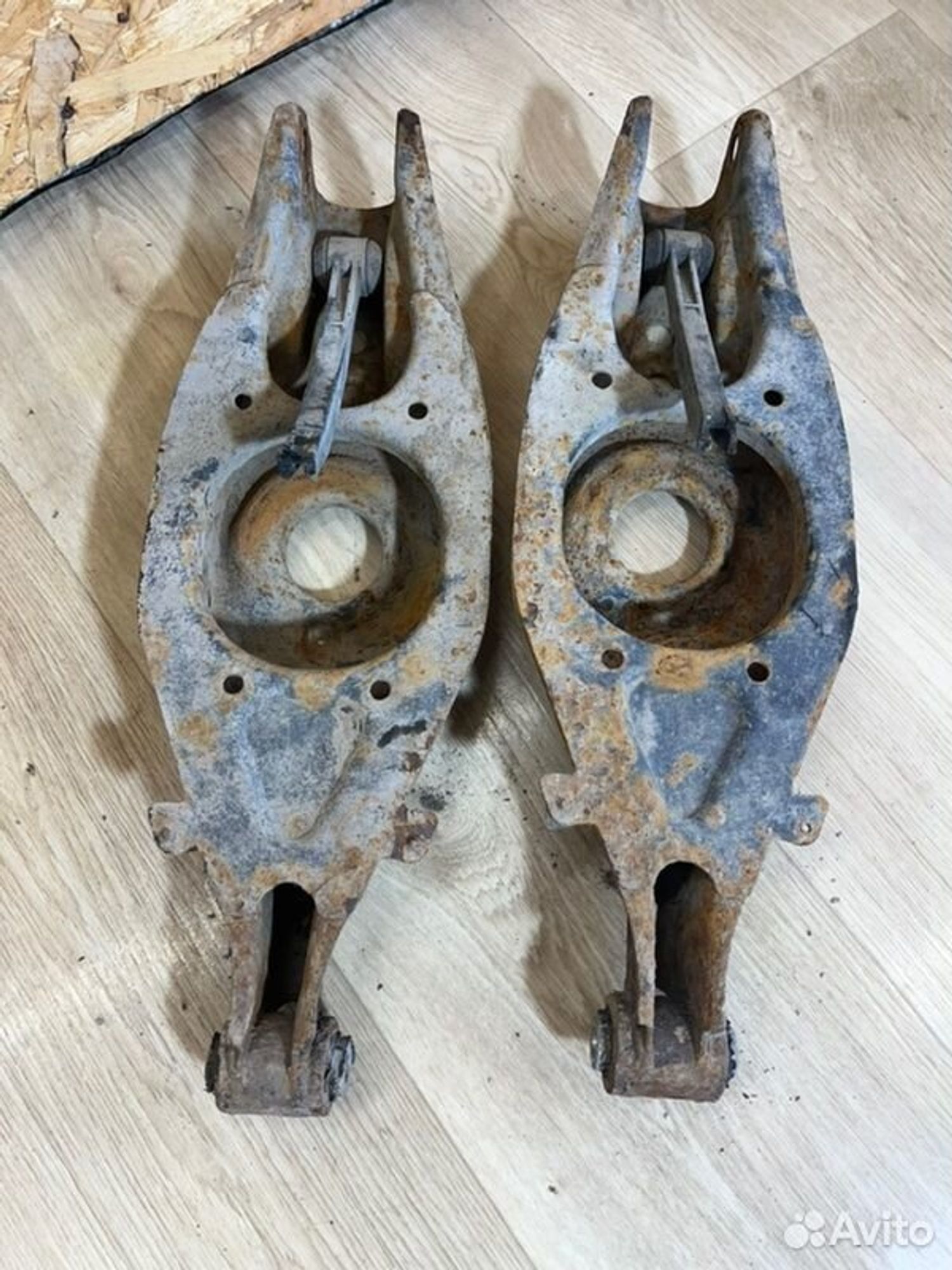 Рычаг подвески задний задний Mercedes E240 W210, 1000 рублей, Семиозерка