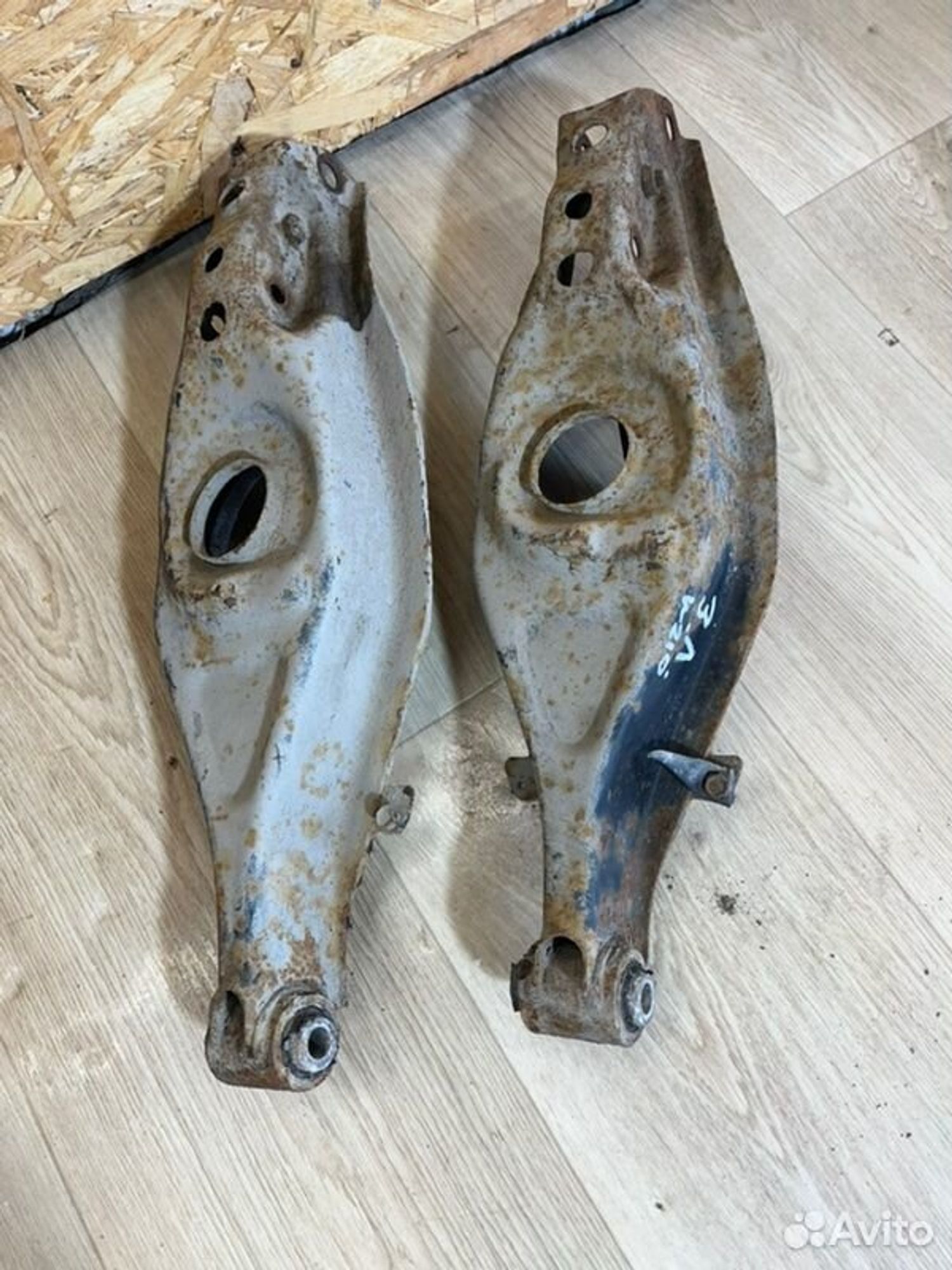 Рычаг подвески задний задний Mercedes E240 W210, 1000 рублей, Семиозерка