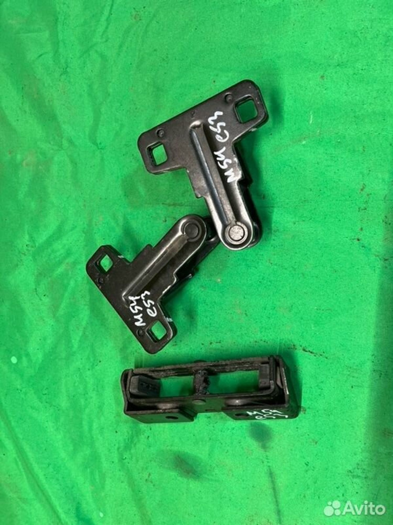 Петля замка двери Bmw X5 E53 M54B30 2002, 900 рублей, Семиозерка