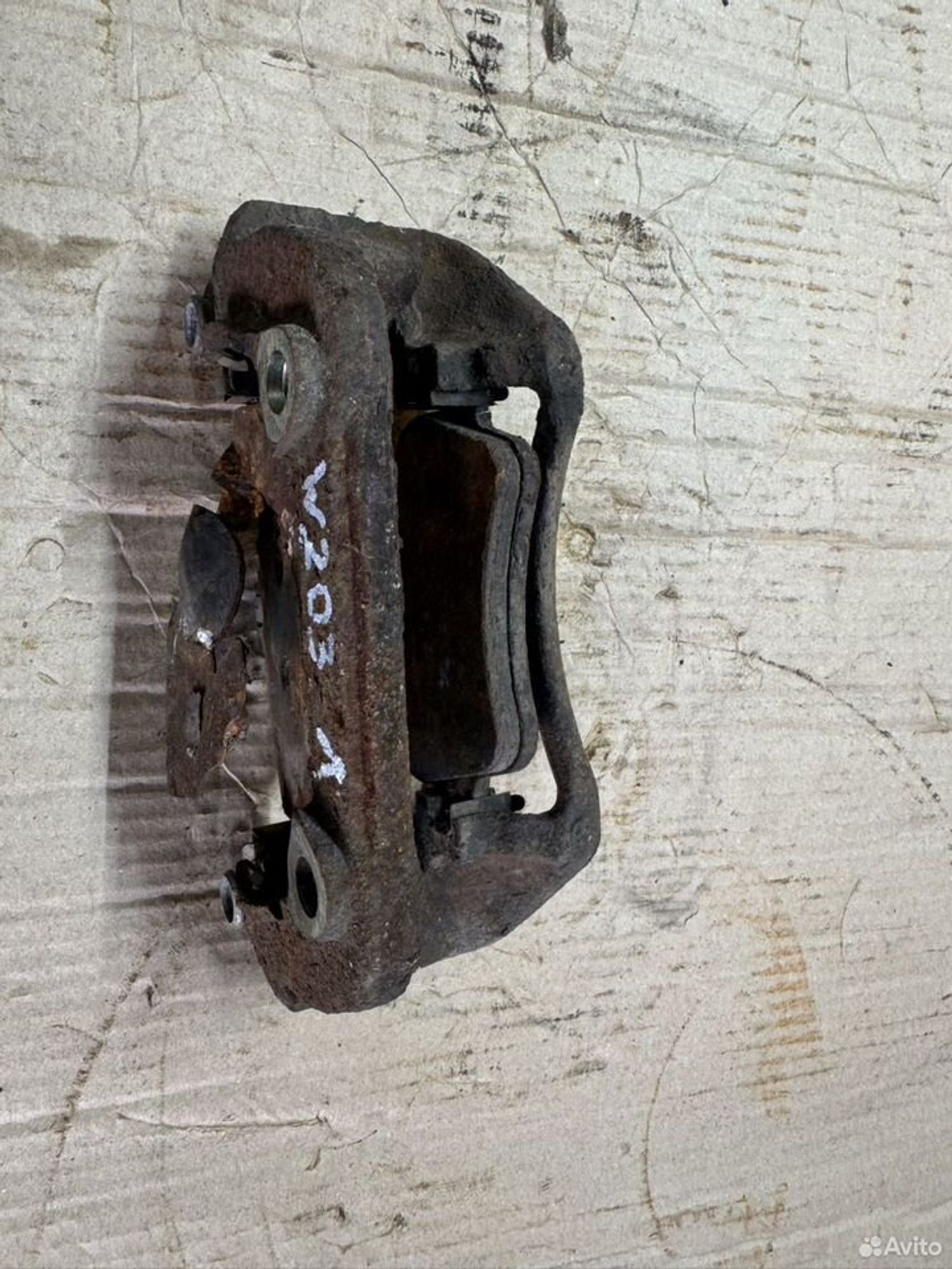 Скоба суппорта тормозного передняя левая Mercedes, 1000 рублей, Семиозерка