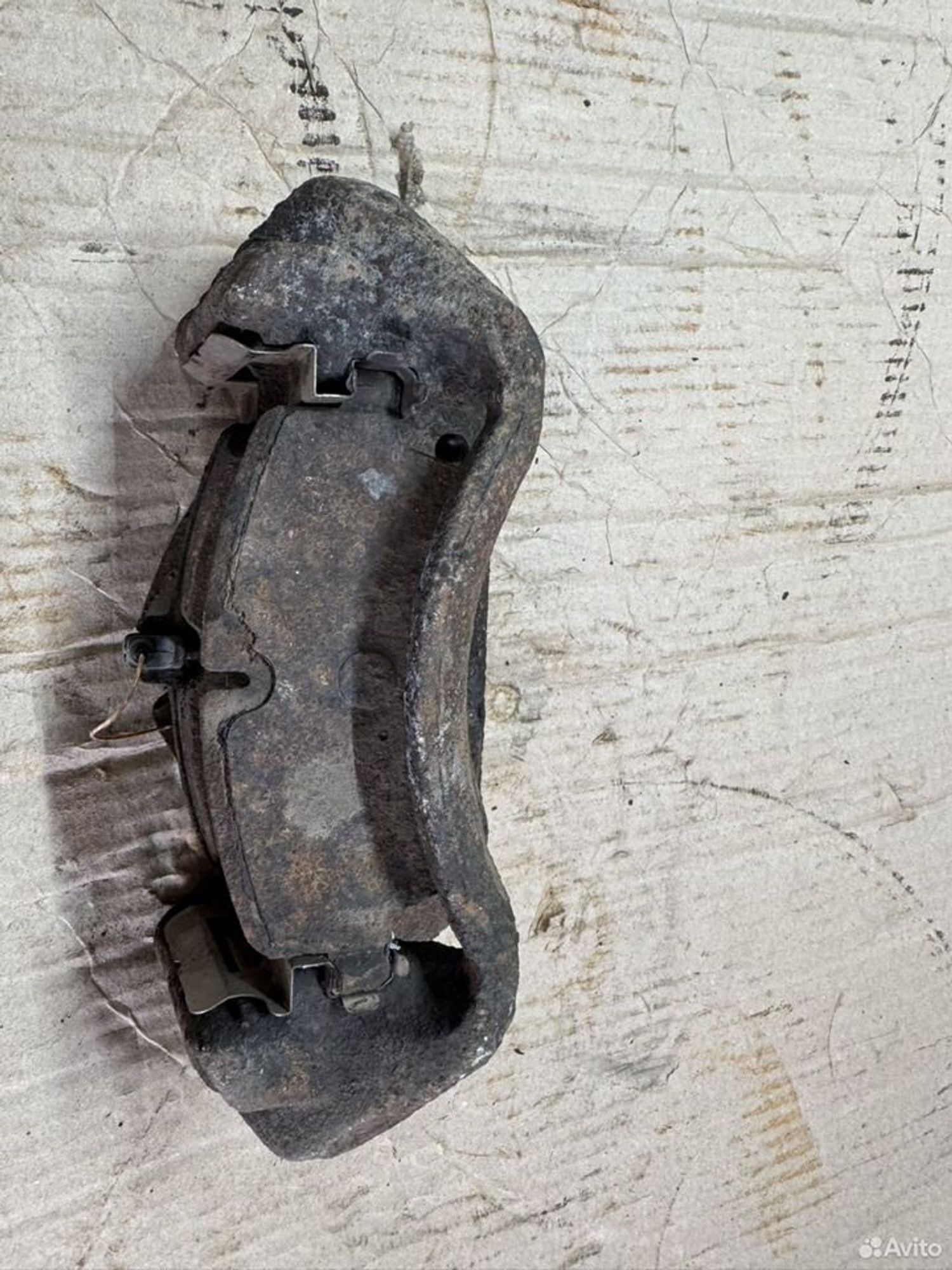 Скоба суппорта тормозного передняя левая Mercedes, 1000 рублей, Семиозерка