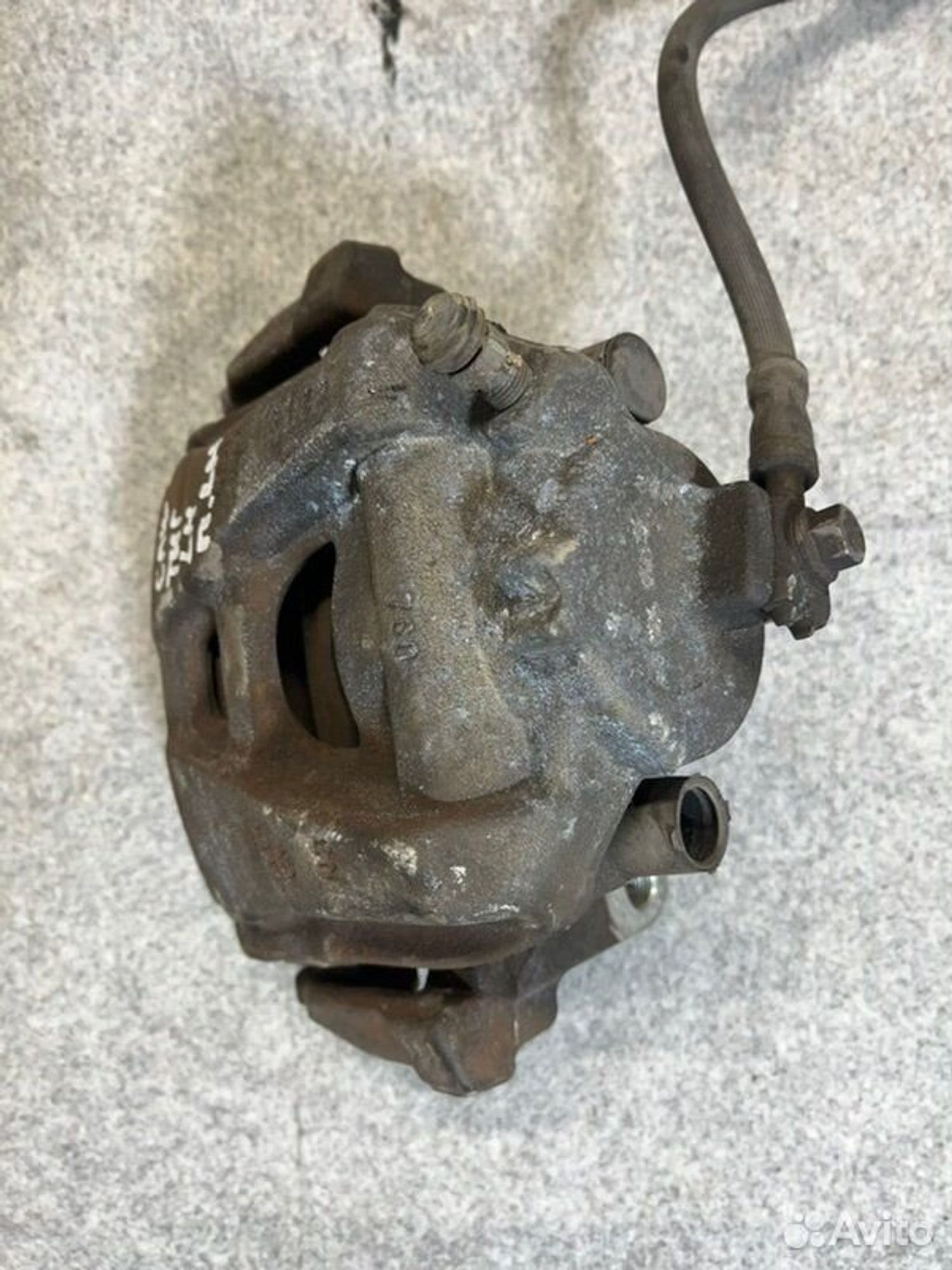 Суппорт тормозной передний левый Volkswagen Tiguan, 3000 рублей, Семиозерка