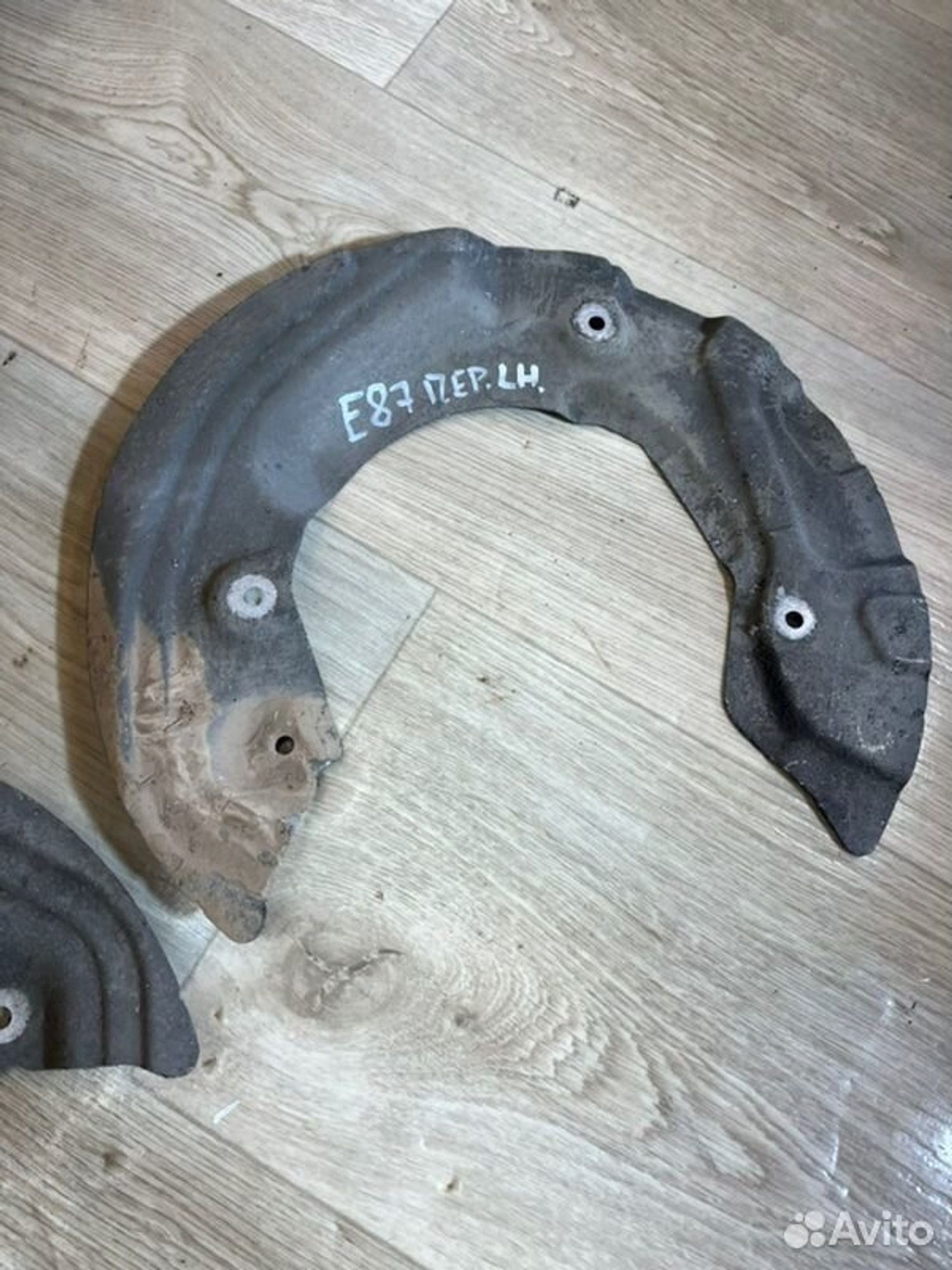 Пыльник тормозного диска передний Bmw 1 E87 M47D20, 1000 рублей, Семиозерка