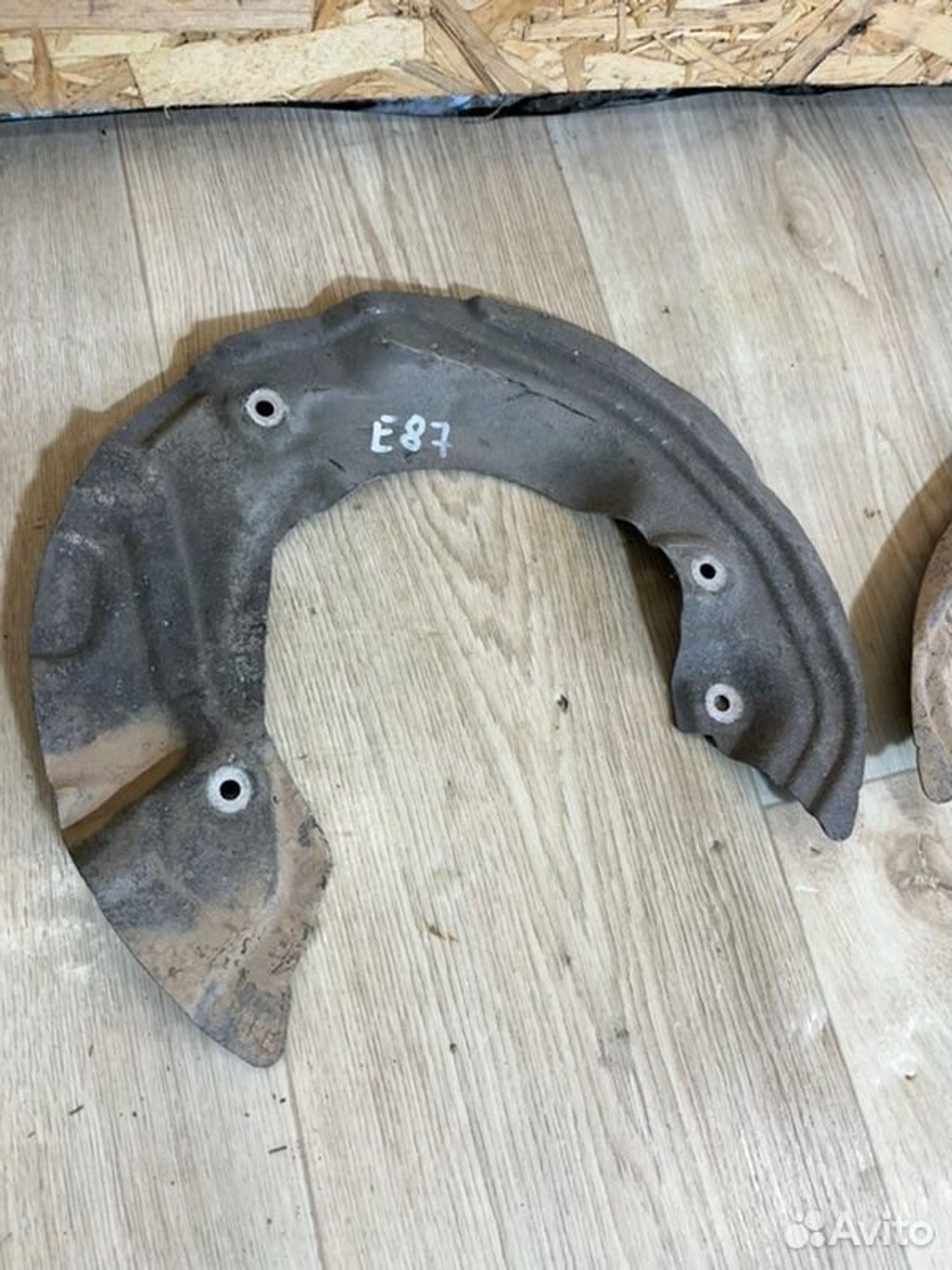 Пыльник тормозного диска передний Bmw 1 E87 M47D20, 1000 рублей, Семиозерка