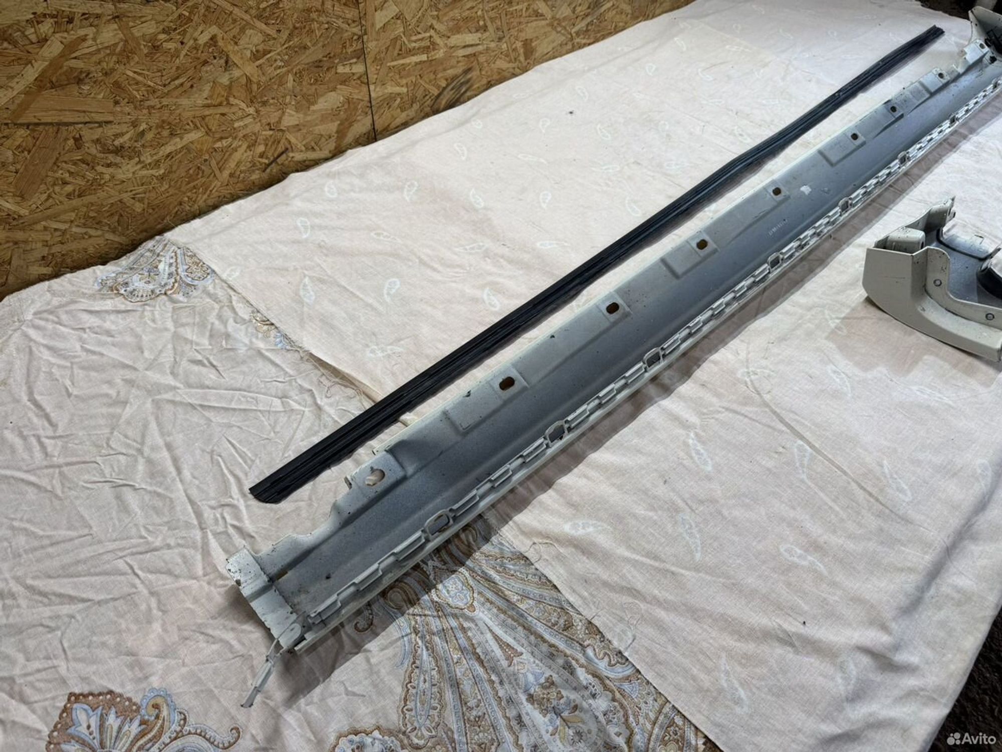 Накладка порога правая Audi a4, 2900 рублей, Семиозерка