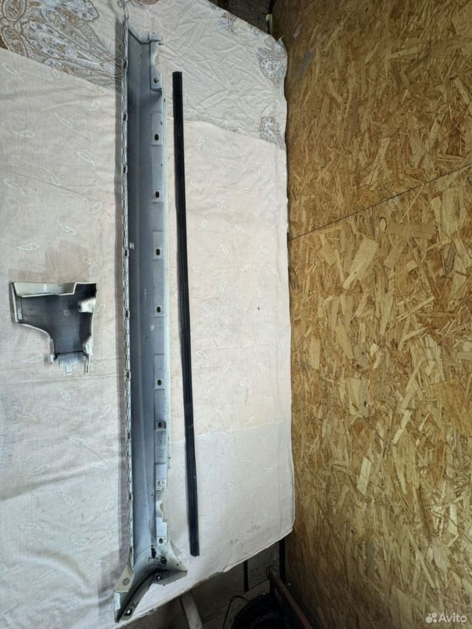 Накладка порога правая Audi a4, 2900 рублей, Семиозерка