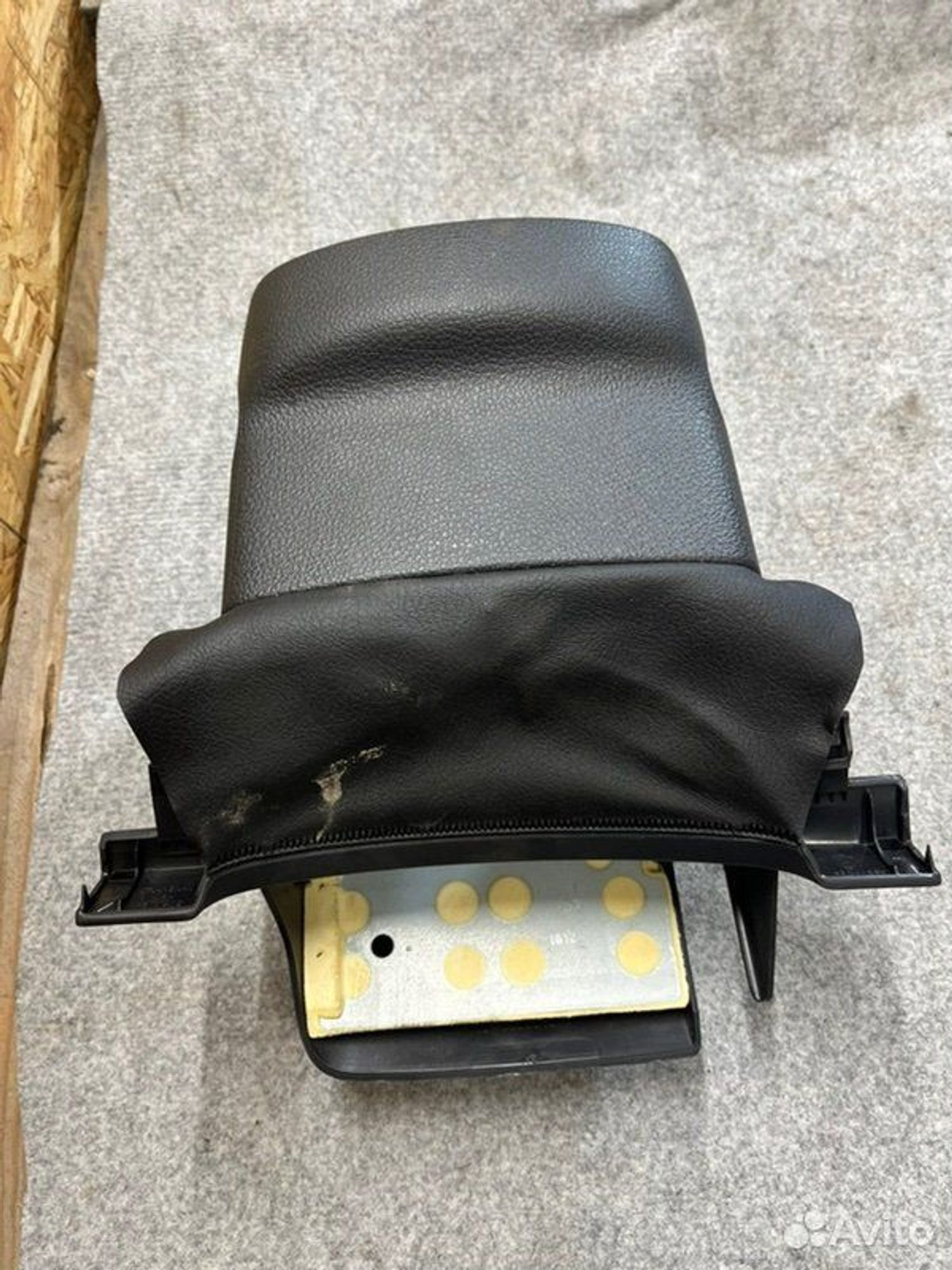 Обшивка рулевой колонки Volkswagen Tiguan SUV NF, 2000 рублей, Семиозерка