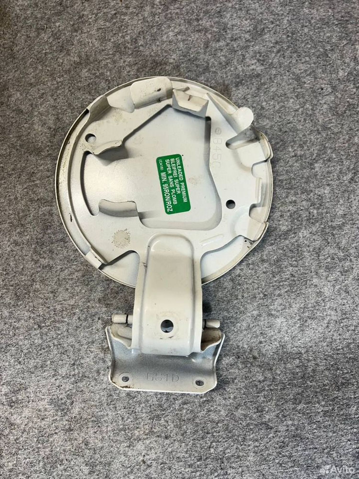 Лючок бензобака hyundai solaris, 1500 рублей, Семиозерка