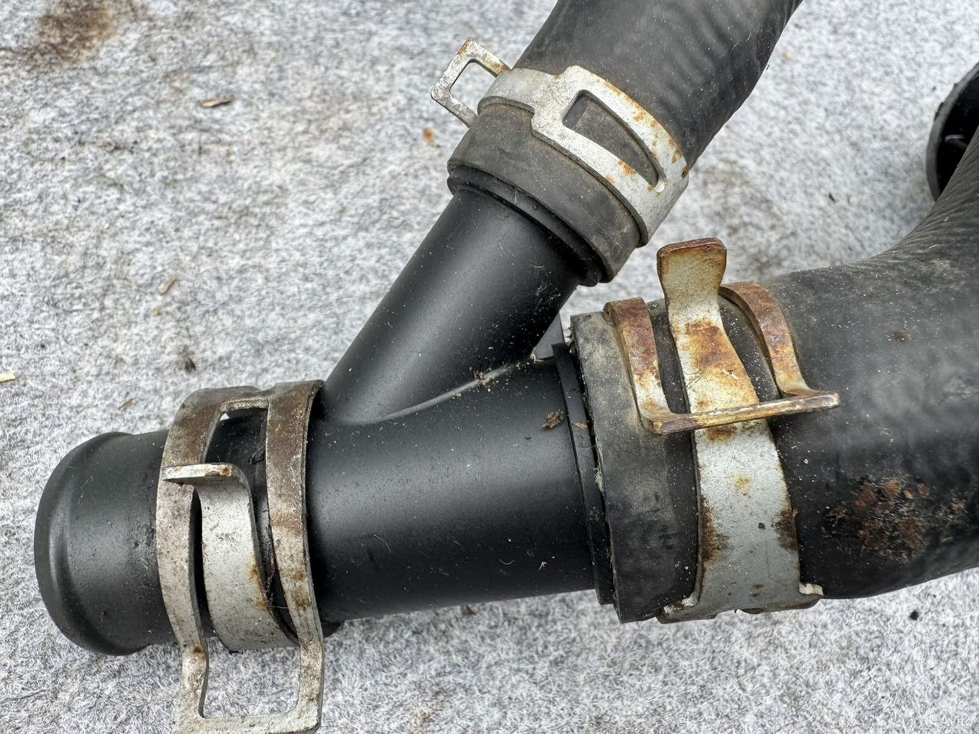 Корпус термостата патрубок Mazda 3 BK, L3-VE, 1800 рублей, Семиозерка