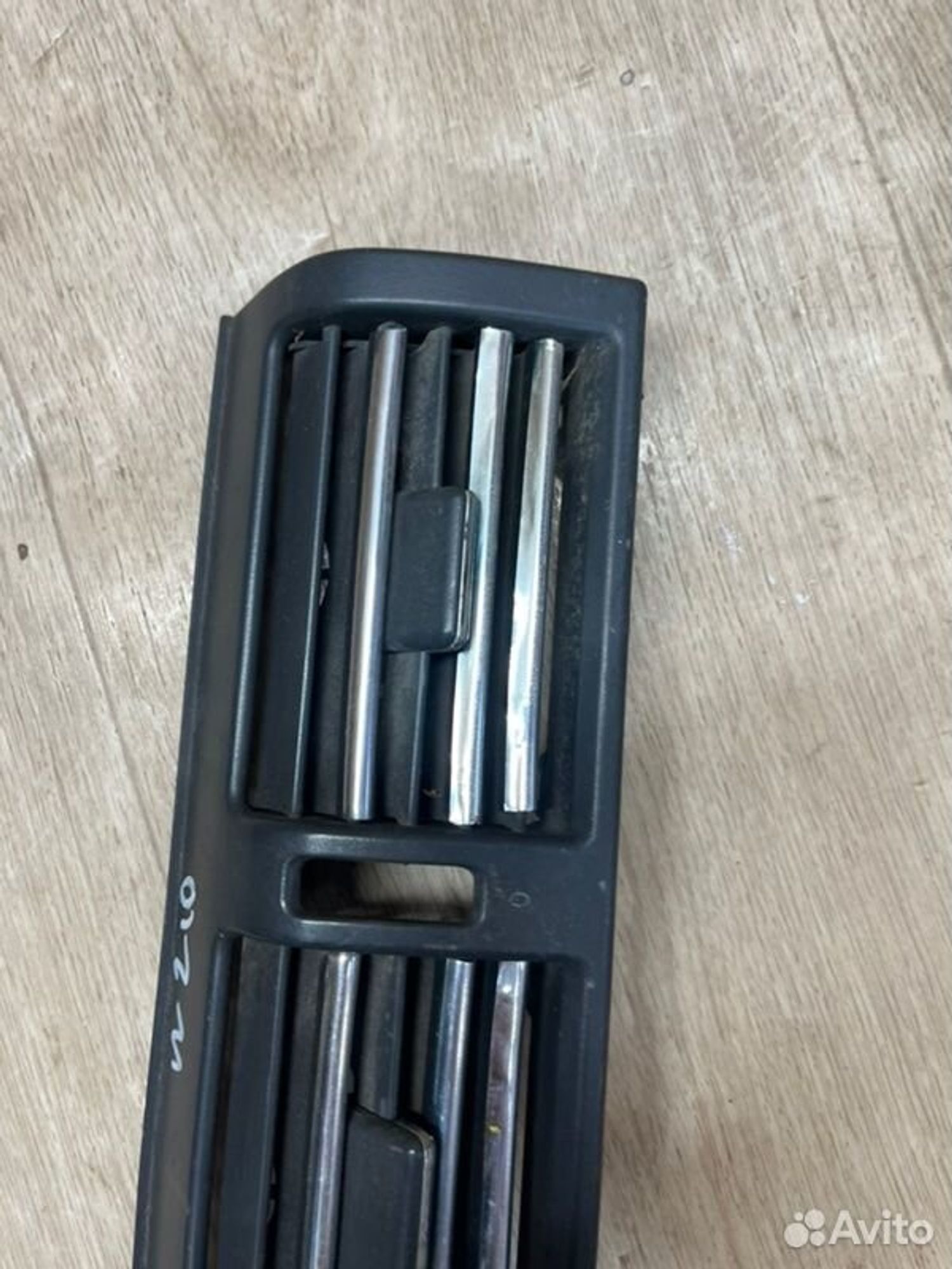 Дефлектор воздушный Mercedes E240 W210 M112911, 1000 рублей, Семиозерка