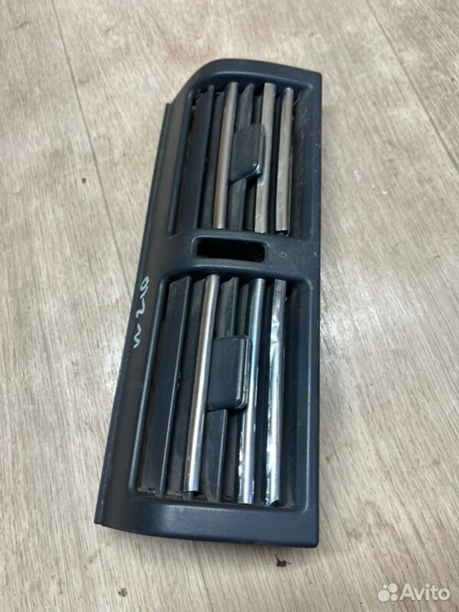 Дефлектор воздушный Mercedes E240 W210 M112911, 1000 рублей, Семиозерка